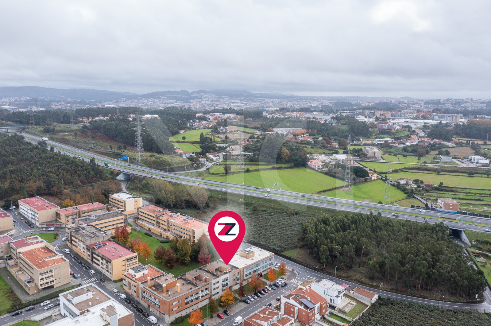 Apartamento T2 para Venda em Nogueira e Silva Escura, Maia, Porto - Área envolvente (Imagem 14)