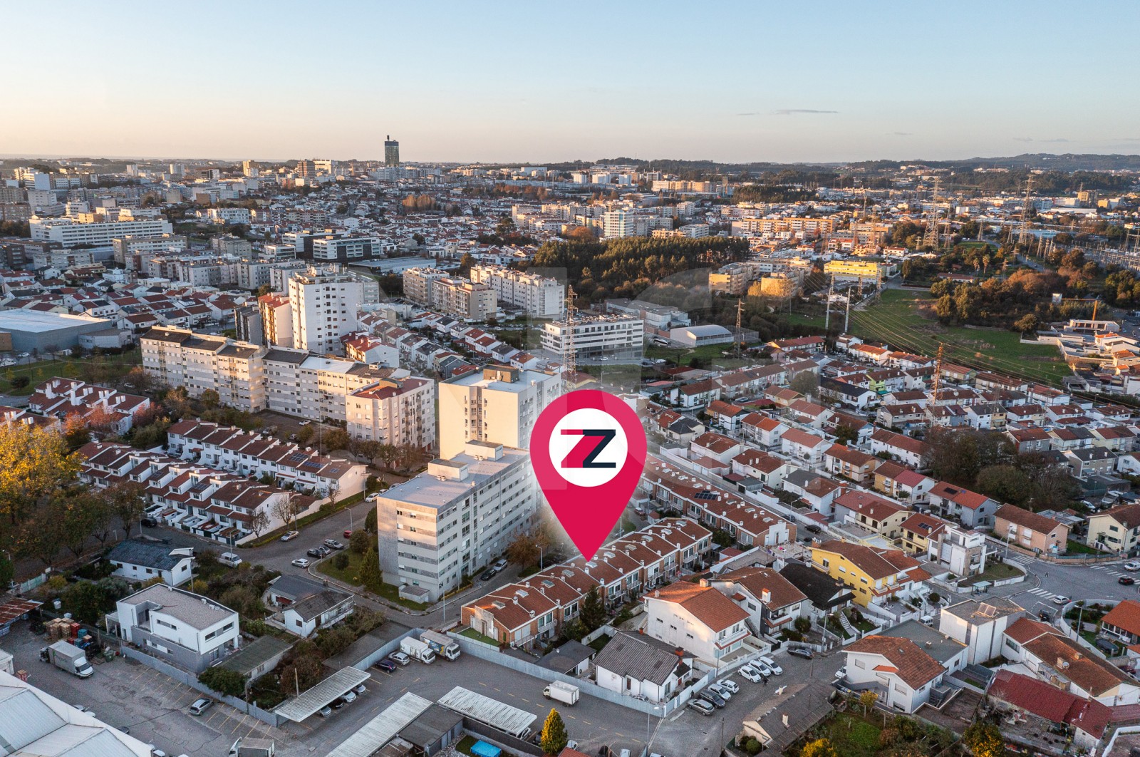 Moradia T4 para Venda em Cidade da Maia, Maia, Porto - Área envolvente (Imagem 8)