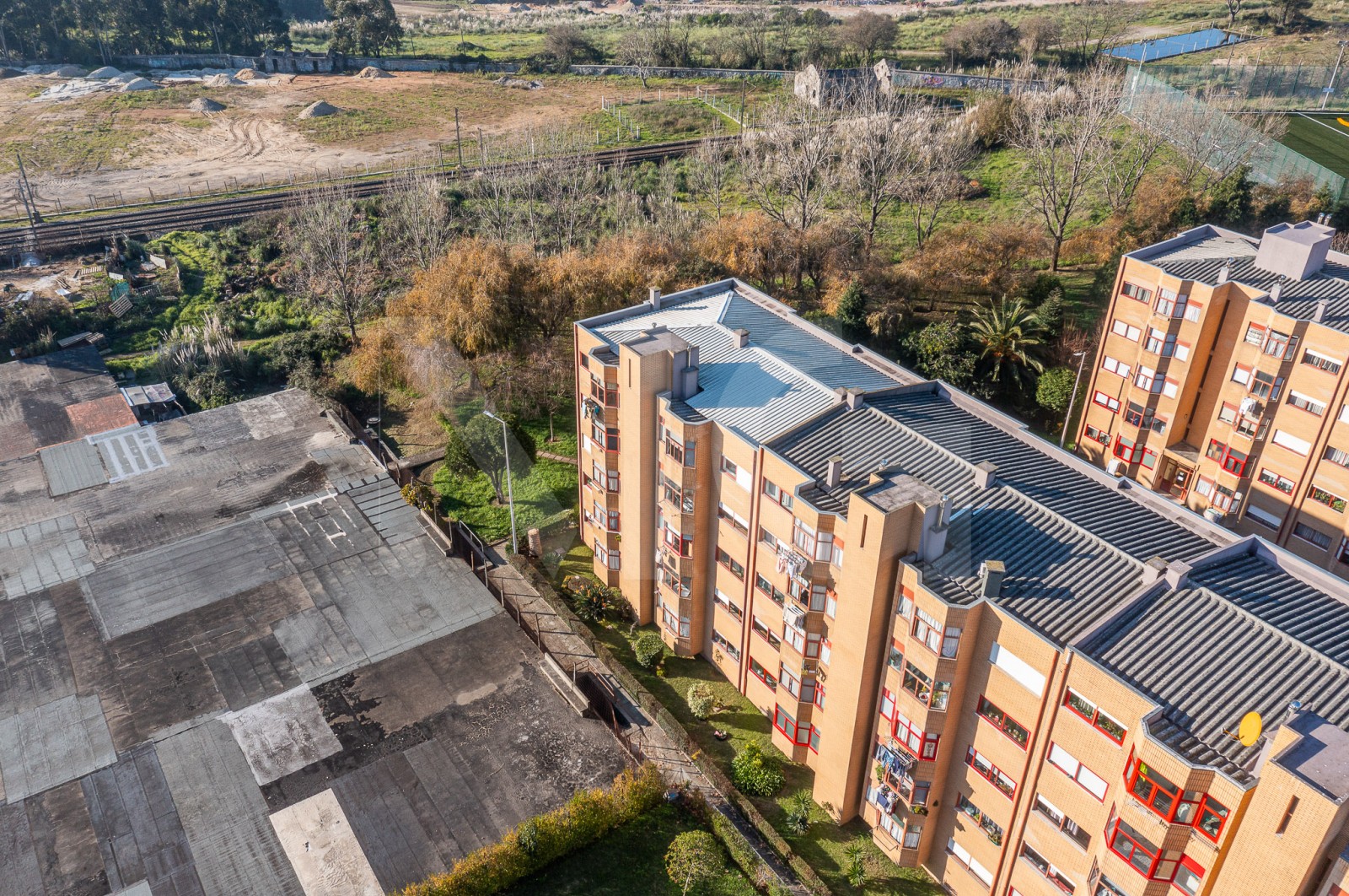 Apartment T3 for For sale in Canidelo, Vila Nova de Gaia, Porto - Fachada (Imagem 6)