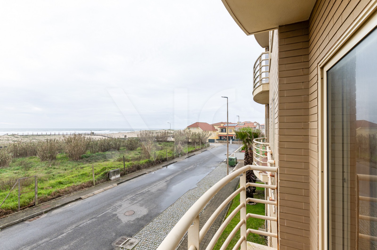 Apartamento T3 para Venda em Labruge, Vila do Conde, Porto - Varanda (Imagem 6)