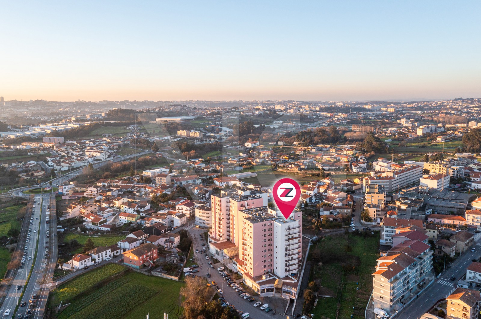 Apartment T2 for For sale in Gondomar (São Cosme), Valbom e Jovim, Gondomar, Porto - Área envolvente (Imagem 11)