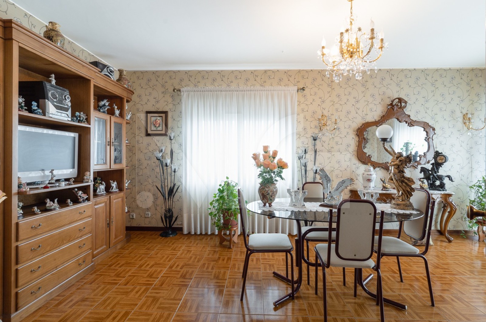 Apartamento T3 para Venda em Santo Tirso, Couto (Santa Cristina e São Miguel) e Burgães, Santo Tirso, Porto - Sala (Imagem 3)