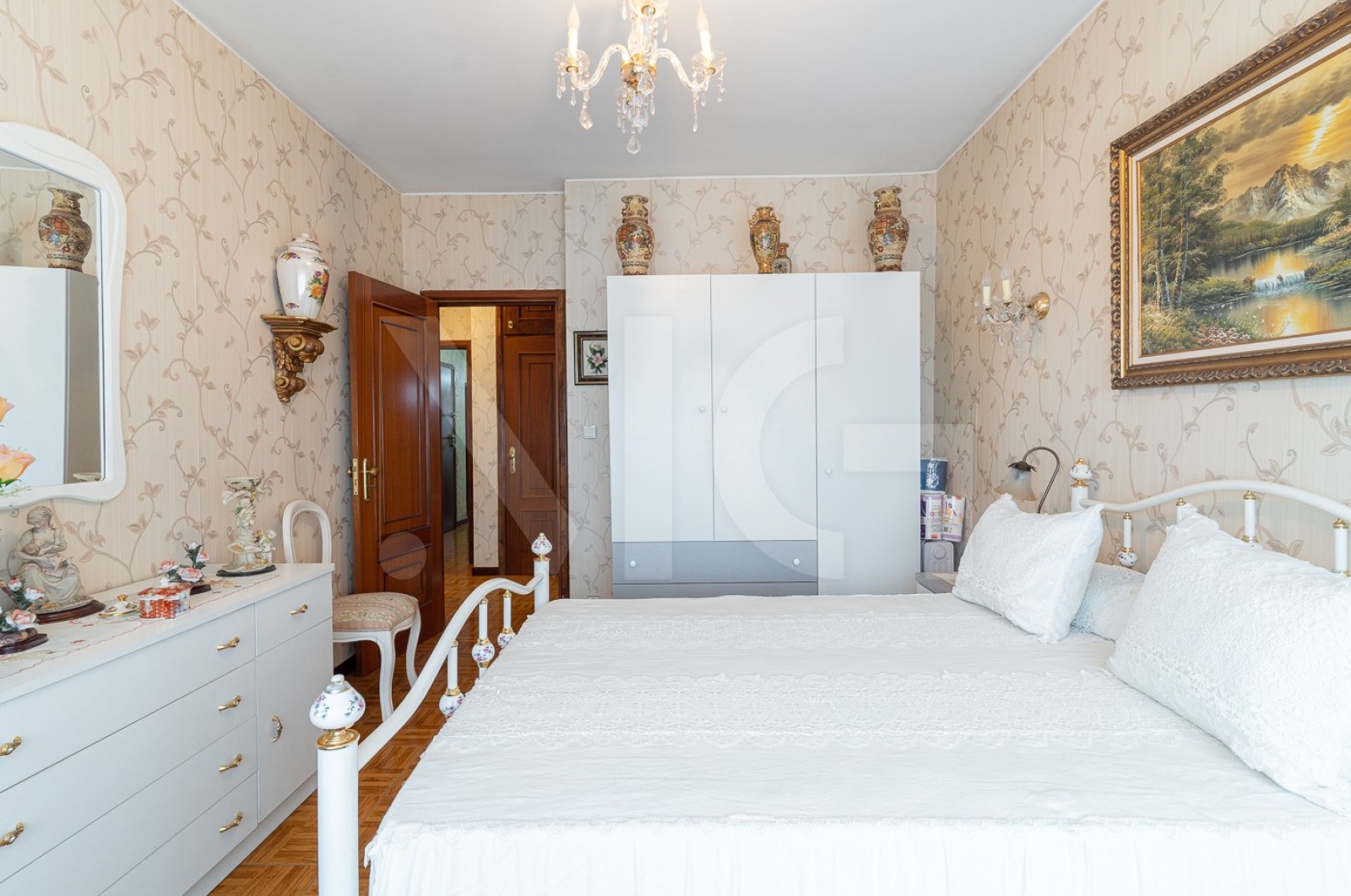 Apartamento T3 para Venda em Santo Tirso, Couto (Santa Cristina e São Miguel) e Burgães, Santo Tirso, Porto - Quarto (Imagem 2)