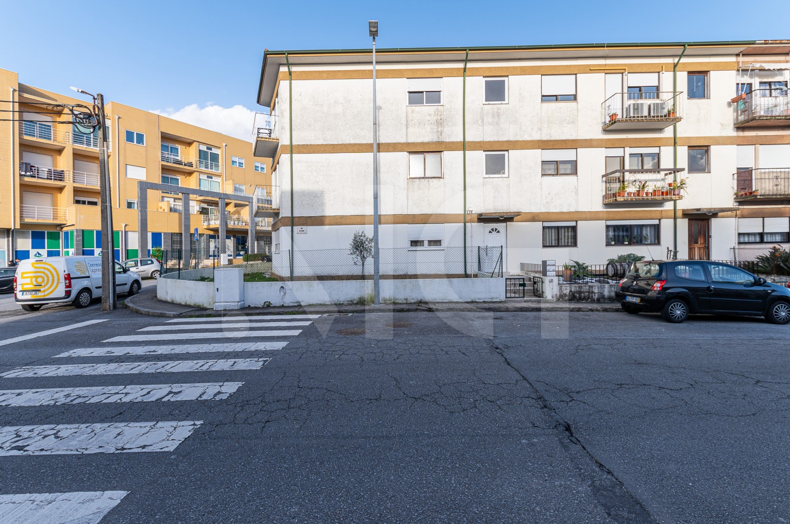 Apartment T2 for For sale in Ermesinde, Valongo, Porto - Fachada (Imagem 3)