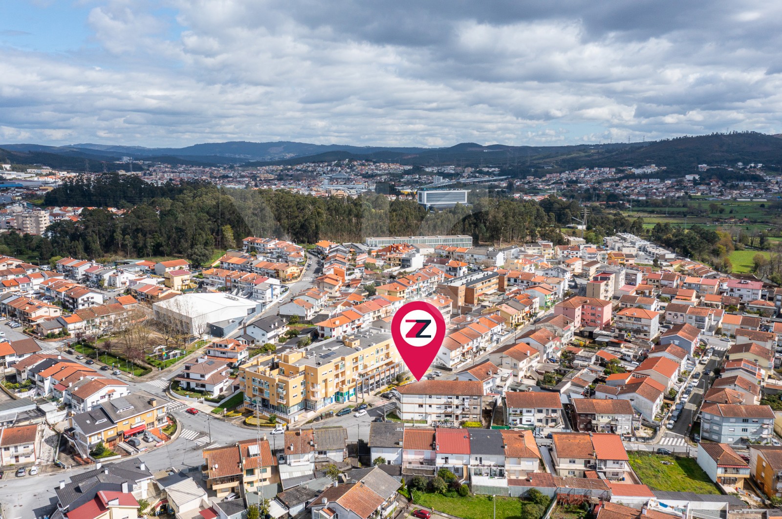 Apartment T2 for For sale in Ermesinde, Valongo, Porto - Área envolvente (Imagem 11)