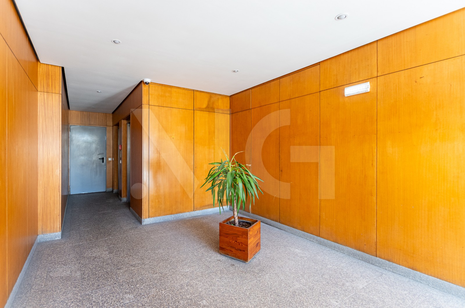 Apartment T1 for For sale in Matosinhos e Leça da Palmeira, Matosinhos, Porto - Áreas comuns (Imagem 1)