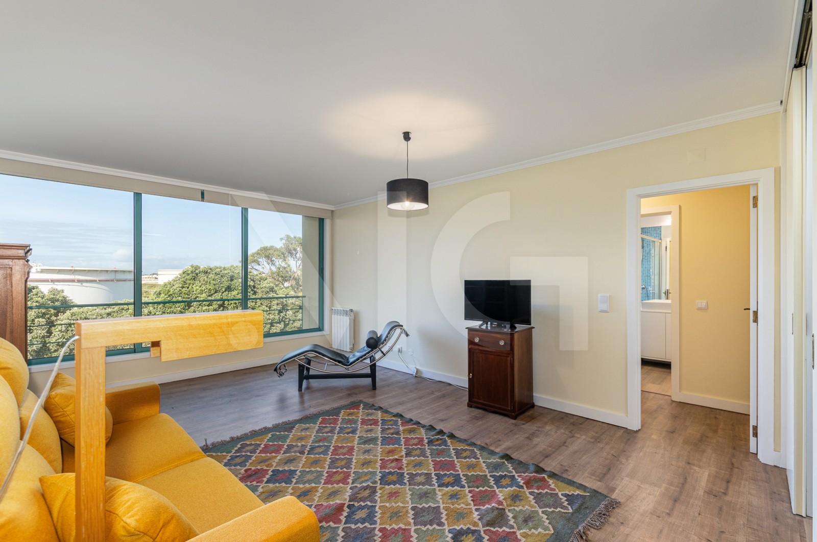 Apartment T1 for For sale in Matosinhos e Leça da Palmeira, Matosinhos, Porto - Sala (Imagem 2)