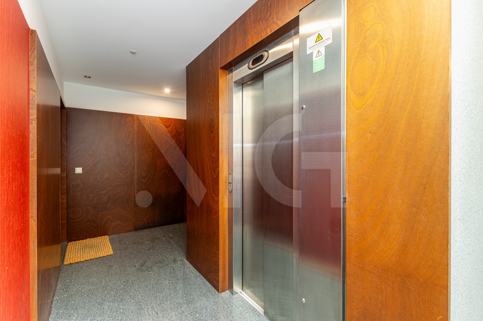 Apartamento T3 para Venda em Cidade da Maia, Maia, Porto - Áreas comuns (Imagem 4)