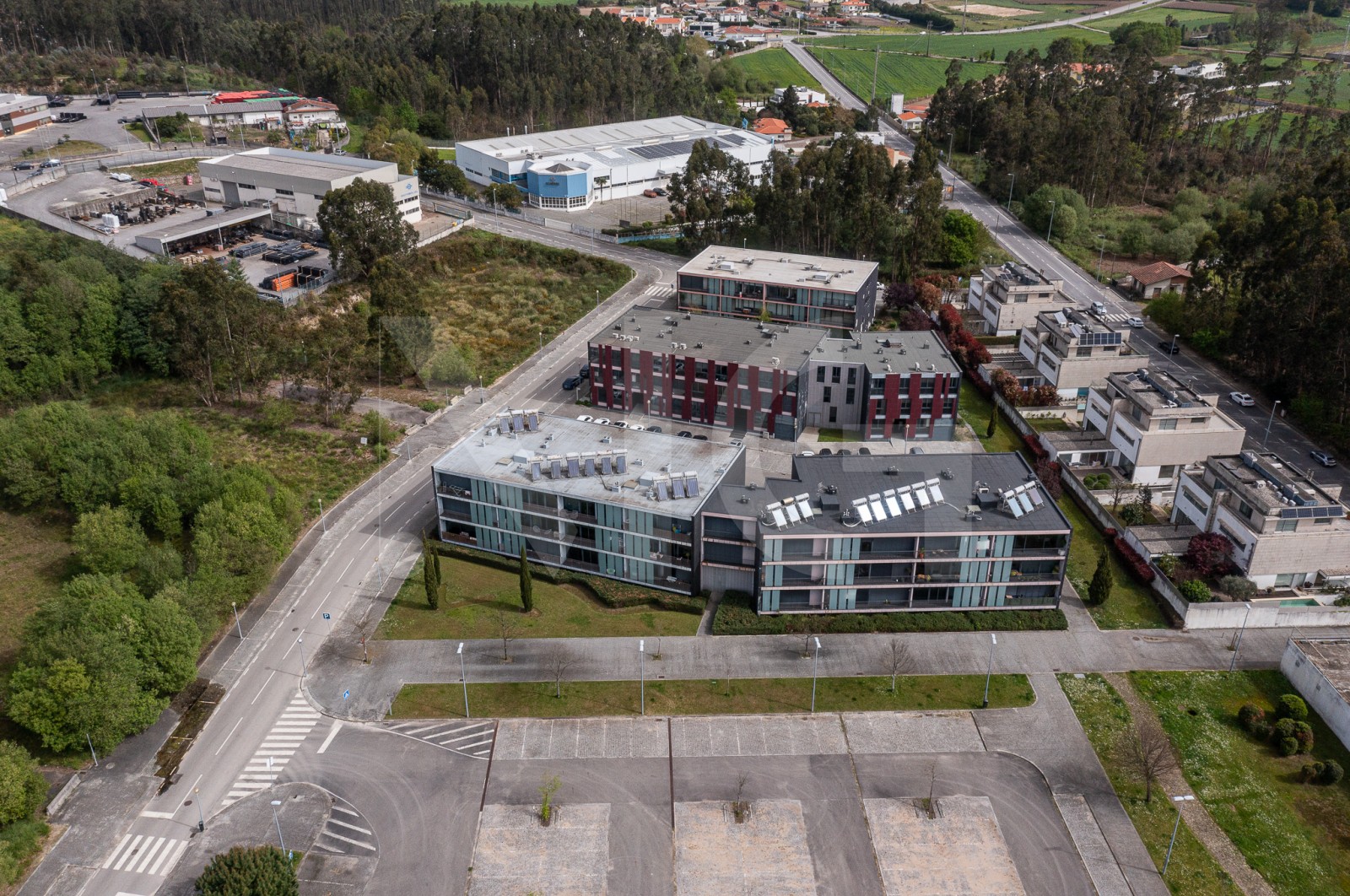 Apartamento T3 para Venda em Cidade da Maia, Maia, Porto - Área envolvente (Imagem 7)