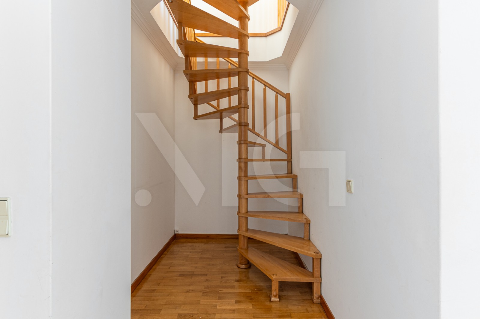 Apartamento T3 para Venda em Canidelo, Vila Nova de Gaia, Porto - Detalhes (Imagem 1)