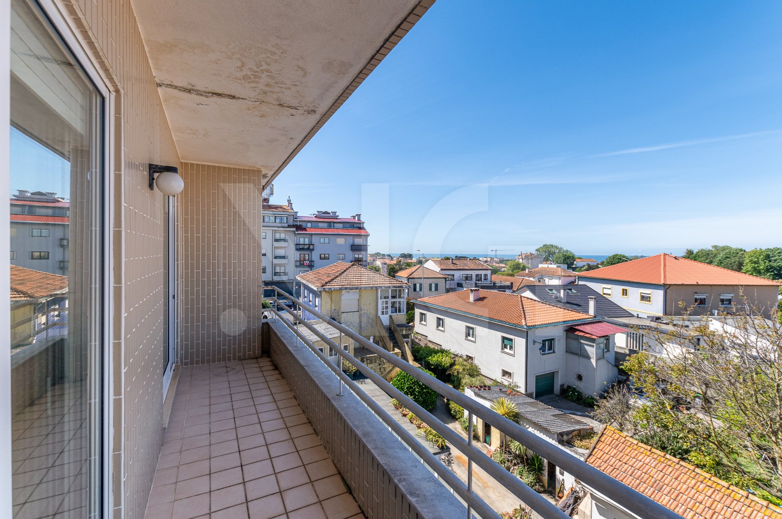Apartamento T3 para Venda em Canidelo, Vila Nova de Gaia, Porto - Varanda (Imagem 4)