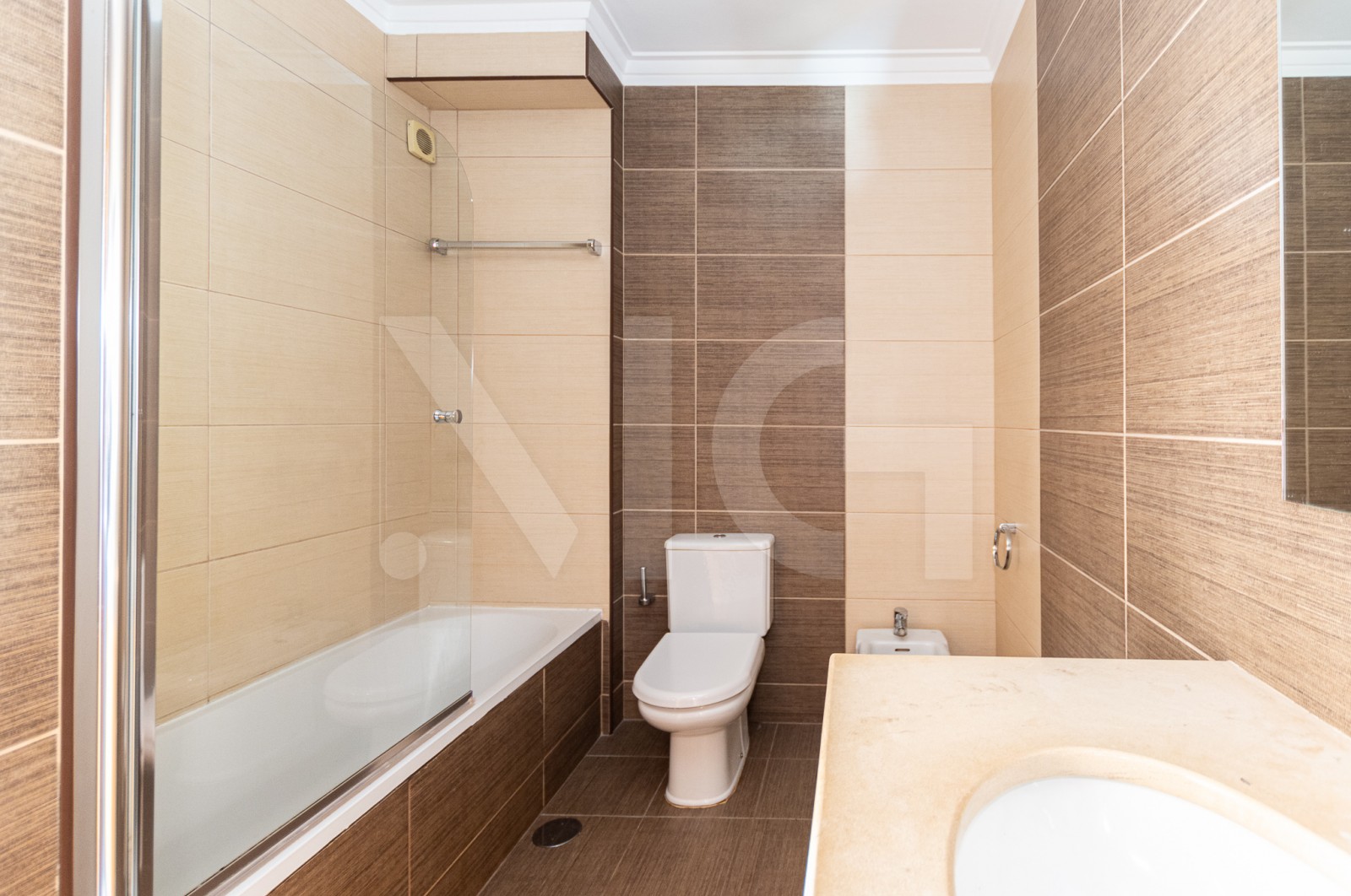 Apartamento T3 para Venda em Canidelo, Vila Nova de Gaia, Porto - Casa de banho (Imagem 4)