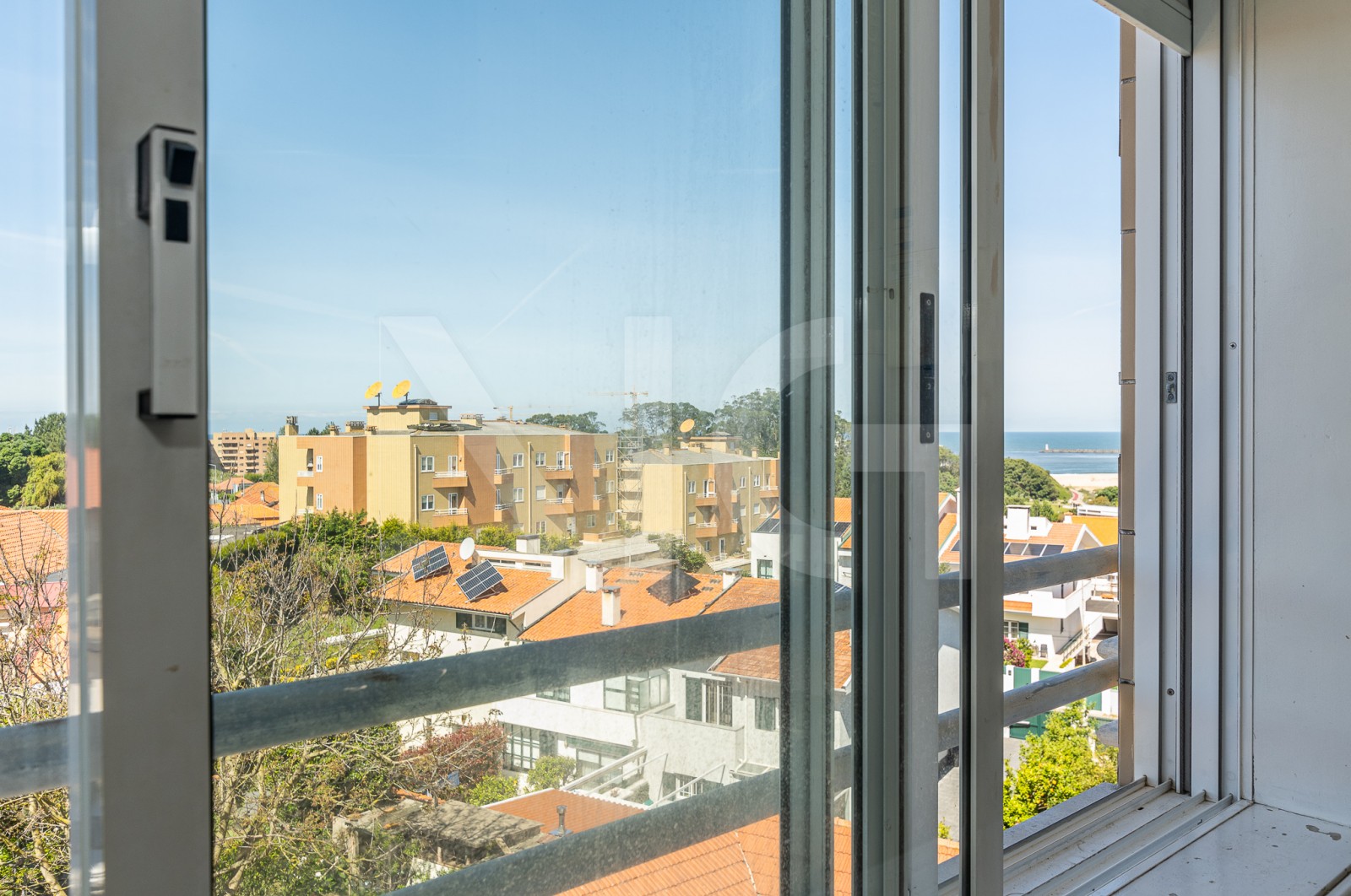 Apartamento T3 para Venda em Canidelo, Vila Nova de Gaia, Porto - Cozinha (Imagem 2)