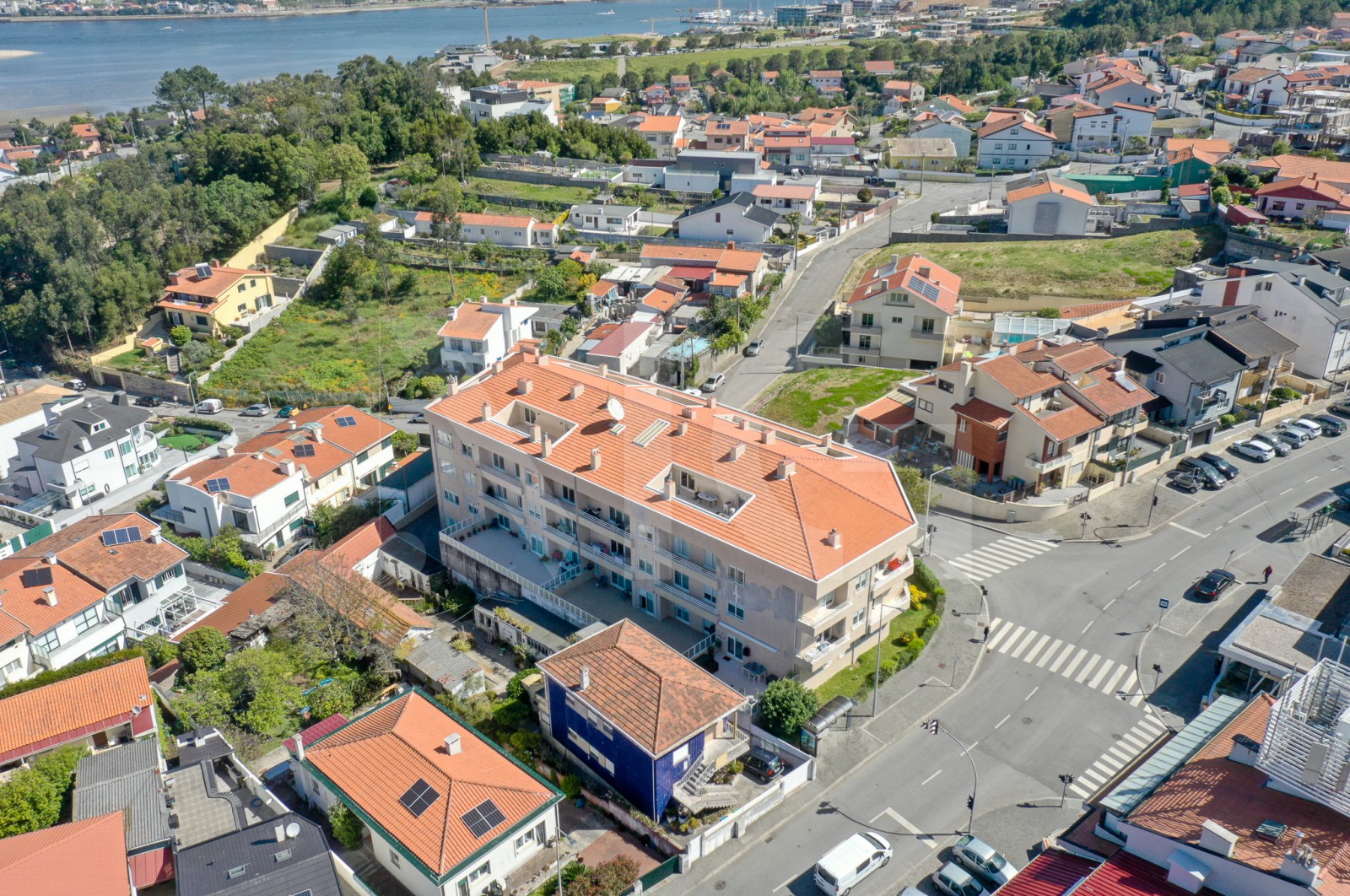 Apartamento T3 para Venda em Canidelo, Vila Nova de Gaia, Porto - Fachada (Imagem 4)