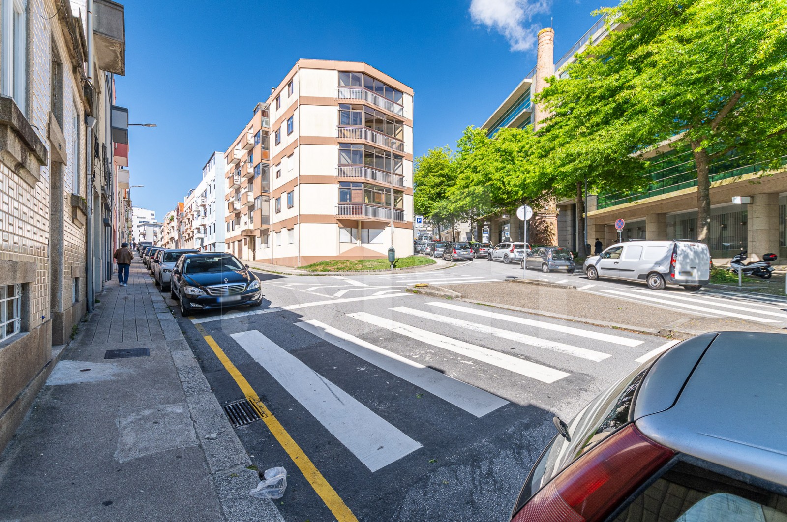 Apartamento T3 para Venda em Lordelo do Ouro e Massarelos, Porto, Porto - Fachada (Imagem 1)