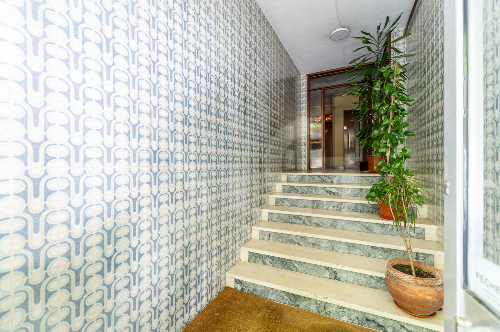 Apartamento T3 para Venda em Lordelo do Ouro e Massarelos, Porto, Porto - Áreas comuns (Imagem 1)