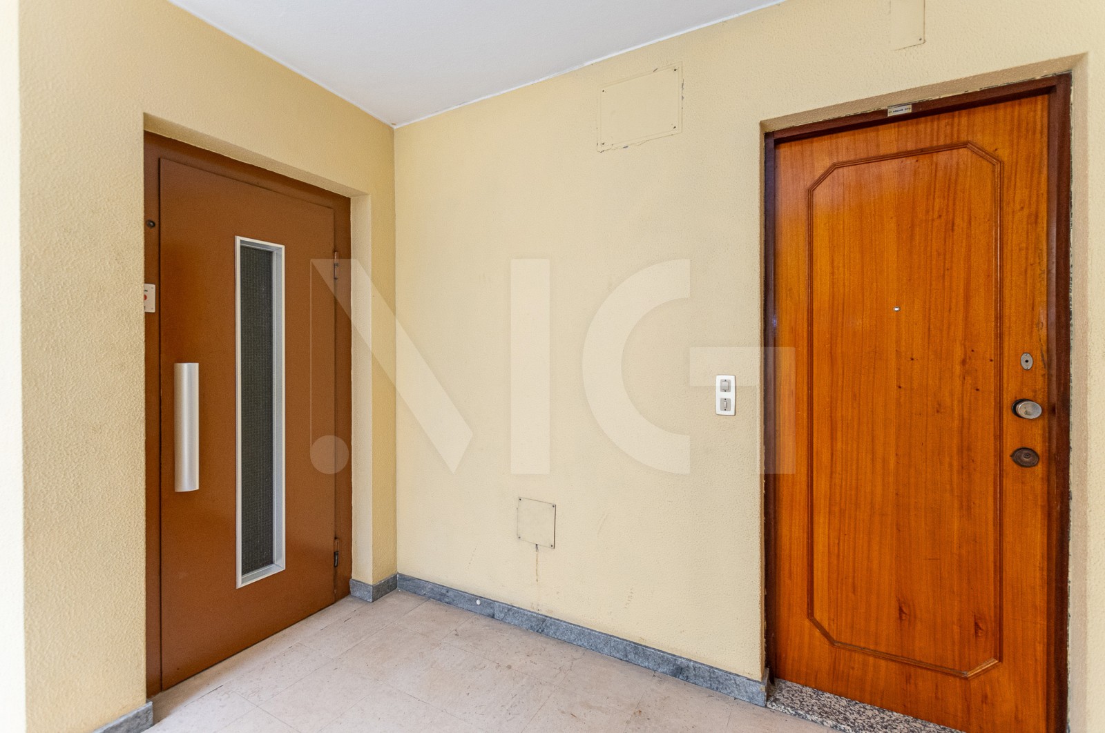 Apartamento T3 para Venda em Lordelo do Ouro e Massarelos, Porto, Porto - Áreas comuns (Imagem 3)