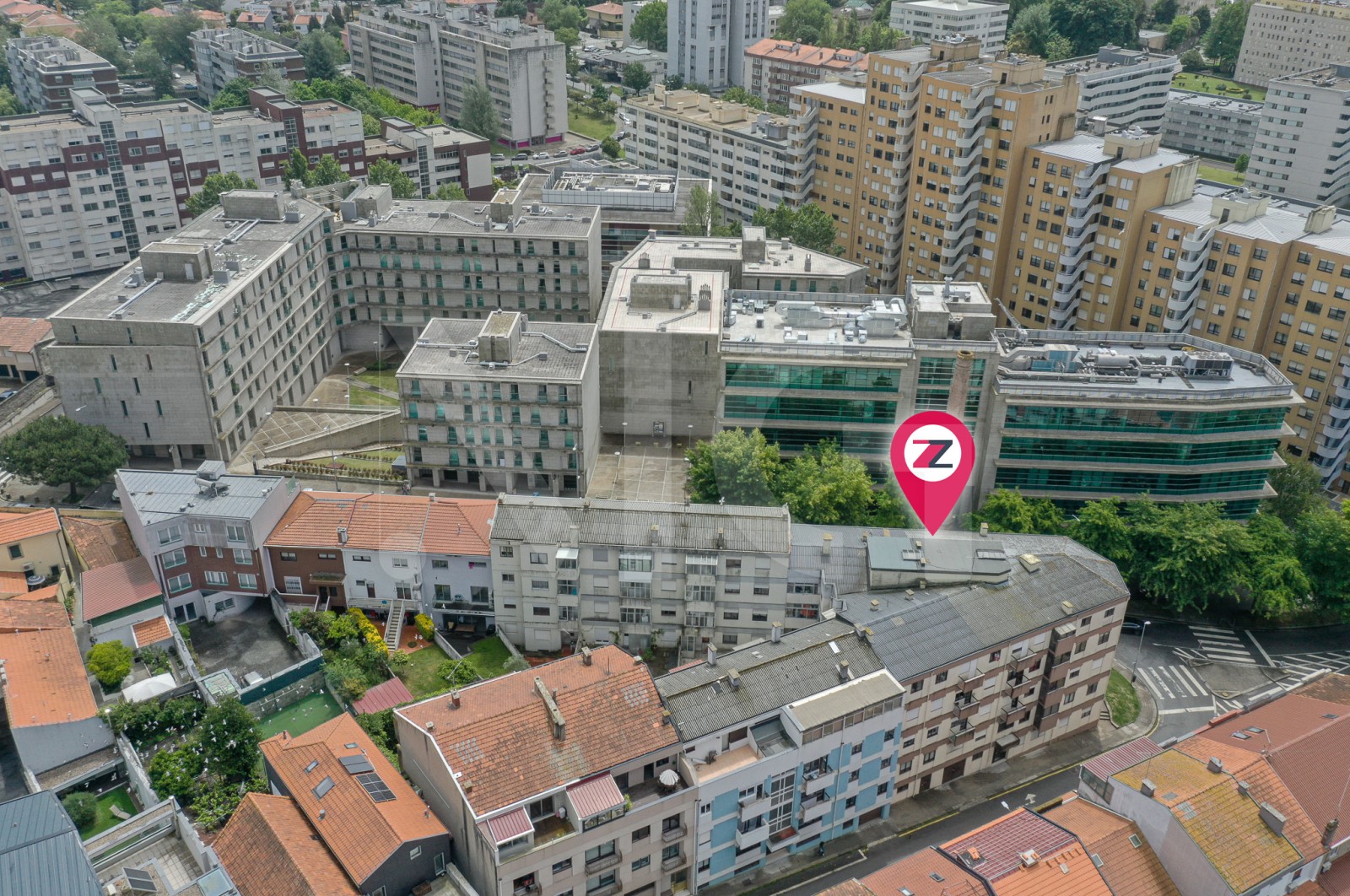 Apartamento T3 para Venda em Lordelo do Ouro e Massarelos, Porto, Porto - Área envolvente (Imagem 8)
