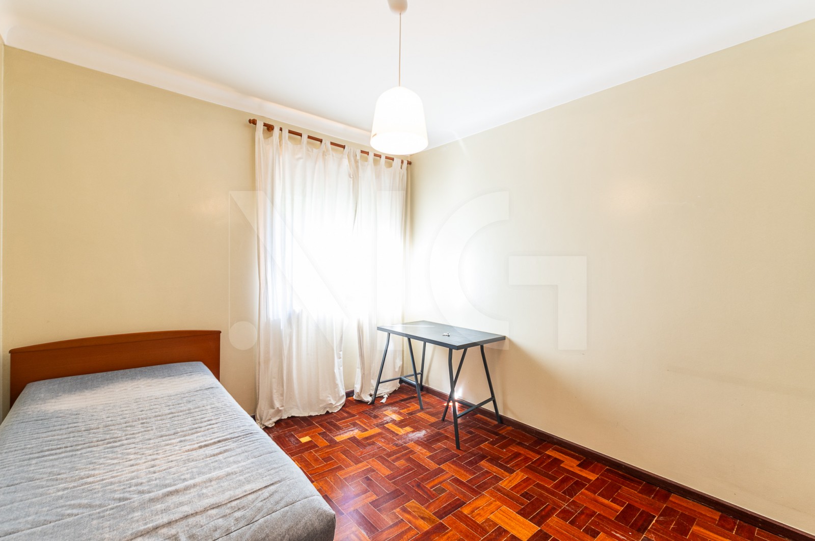 Apartamento T3 para Venda em Lordelo do Ouro e Massarelos, Porto, Porto - Quarto (Imagem 5)