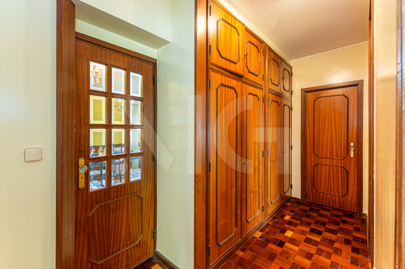 Apartamento T3 para Venda em Lordelo do Ouro e Massarelos, Porto, Porto - Corredor (Imagem 4)