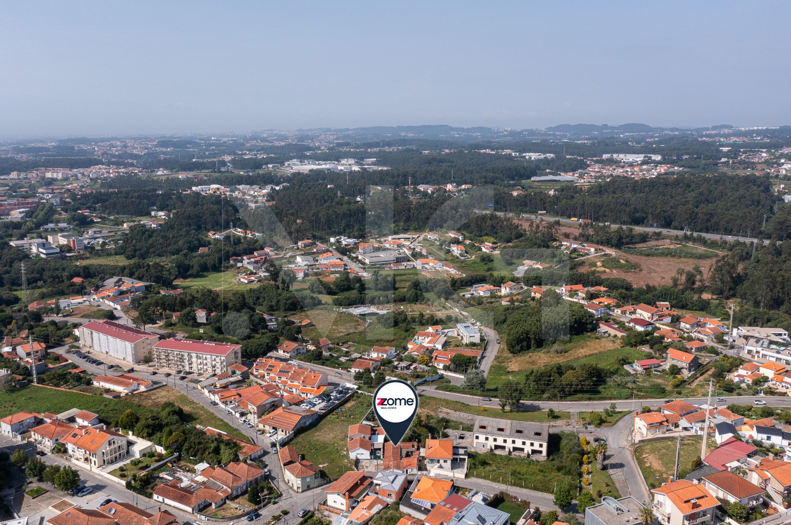 Terreno Urbano para Venda em Anta e Guetim, Espinho, Aveiro - Área envolvente (Imagem 19)