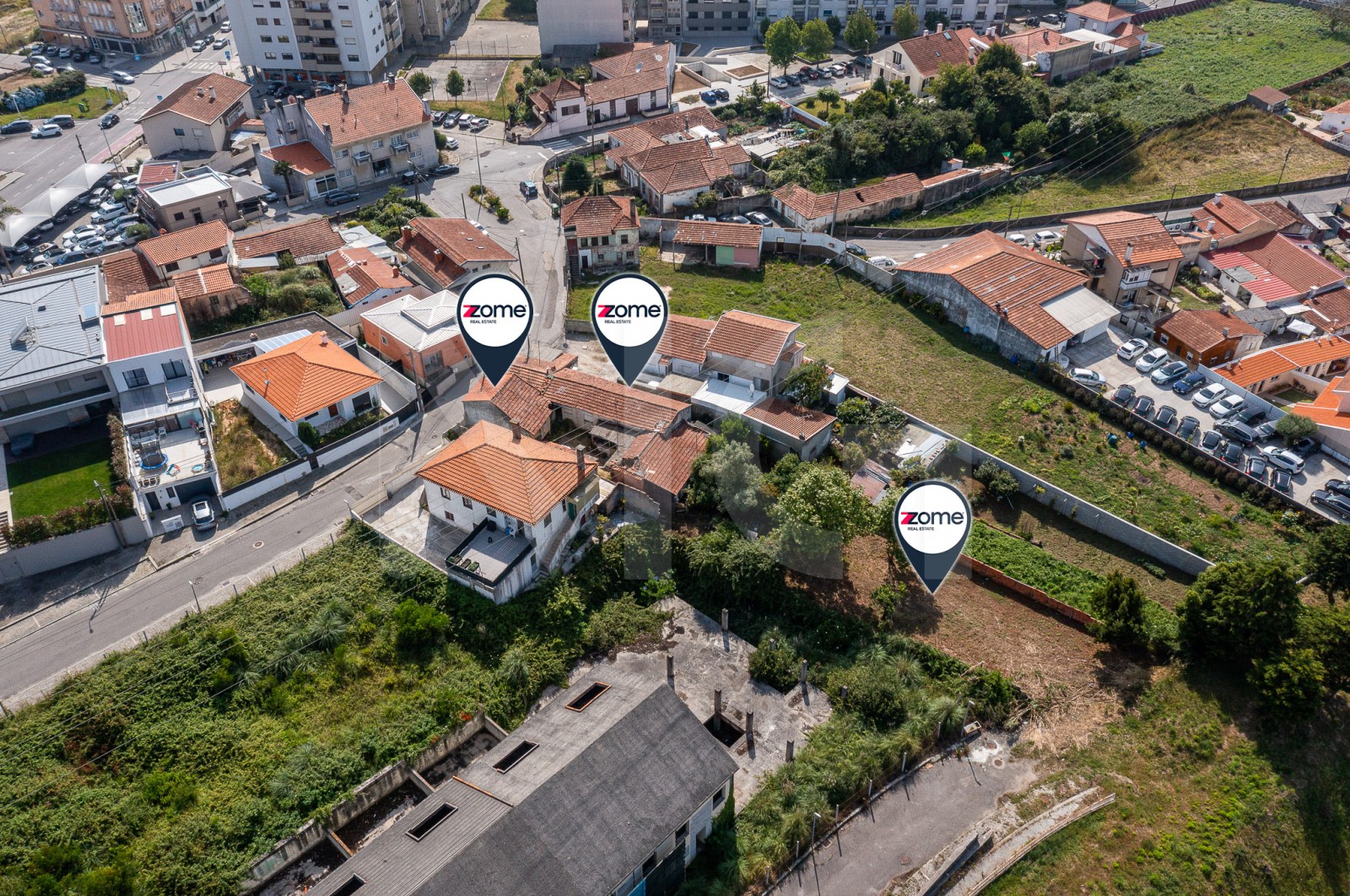 Terreno Urbano para Venda em Anta e Guetim, Espinho, Aveiro - Área envolvente (Imagem 7)