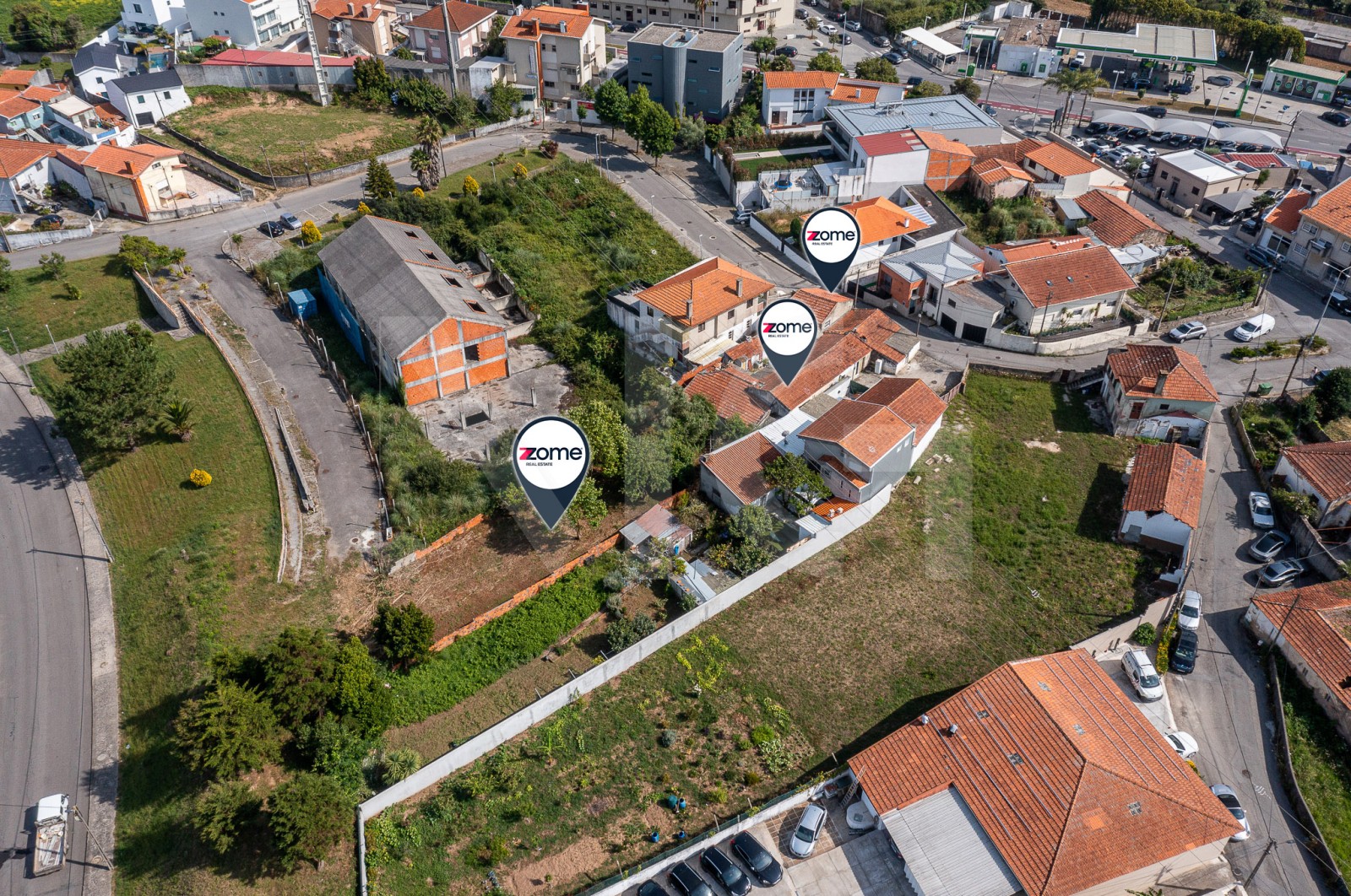 Terreno Urbano para Venda em Anta e Guetim, Espinho, Aveiro - Área envolvente (Imagem 5)