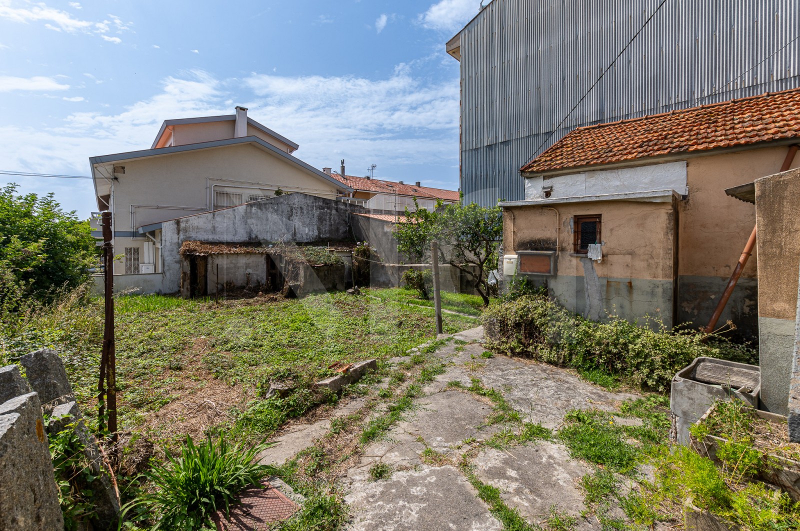 House T6 for For sale in Anta e Guetim, Espinho, Aveiro - Áreas comuns (Imagem 1)