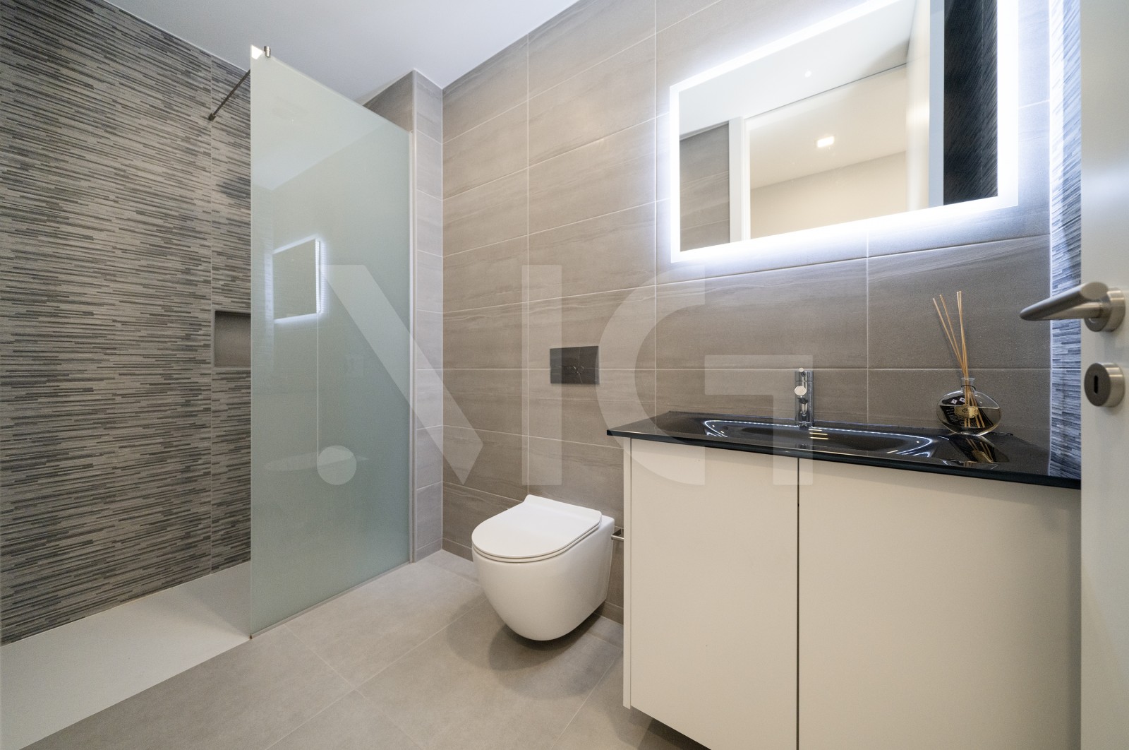 Moradia T3 para Venda em Vila Chã, Esposende, Braga - Casa de banho (Imagem 2)