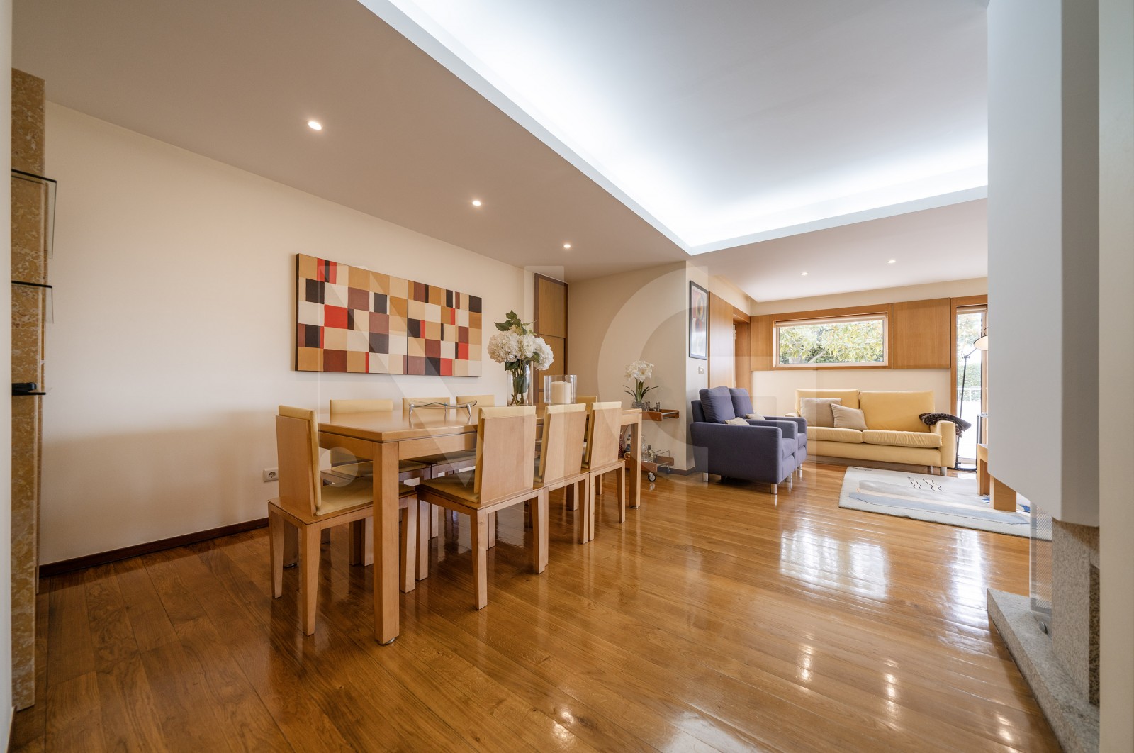 House T6 for For sale in Nogueiró e Tenões, Braga, Braga - Sala (Imagem 8)