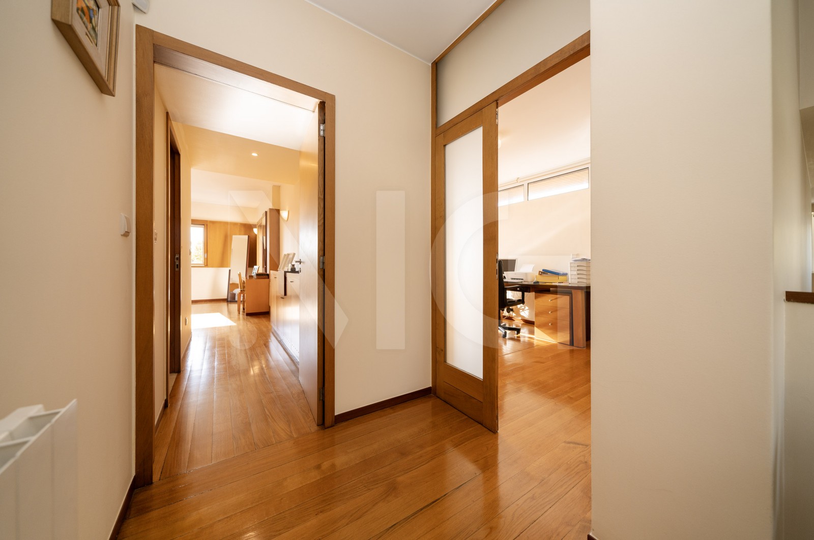 House T6 for For sale in Nogueiró e Tenões, Braga, Braga - Corredor (Imagem 6)