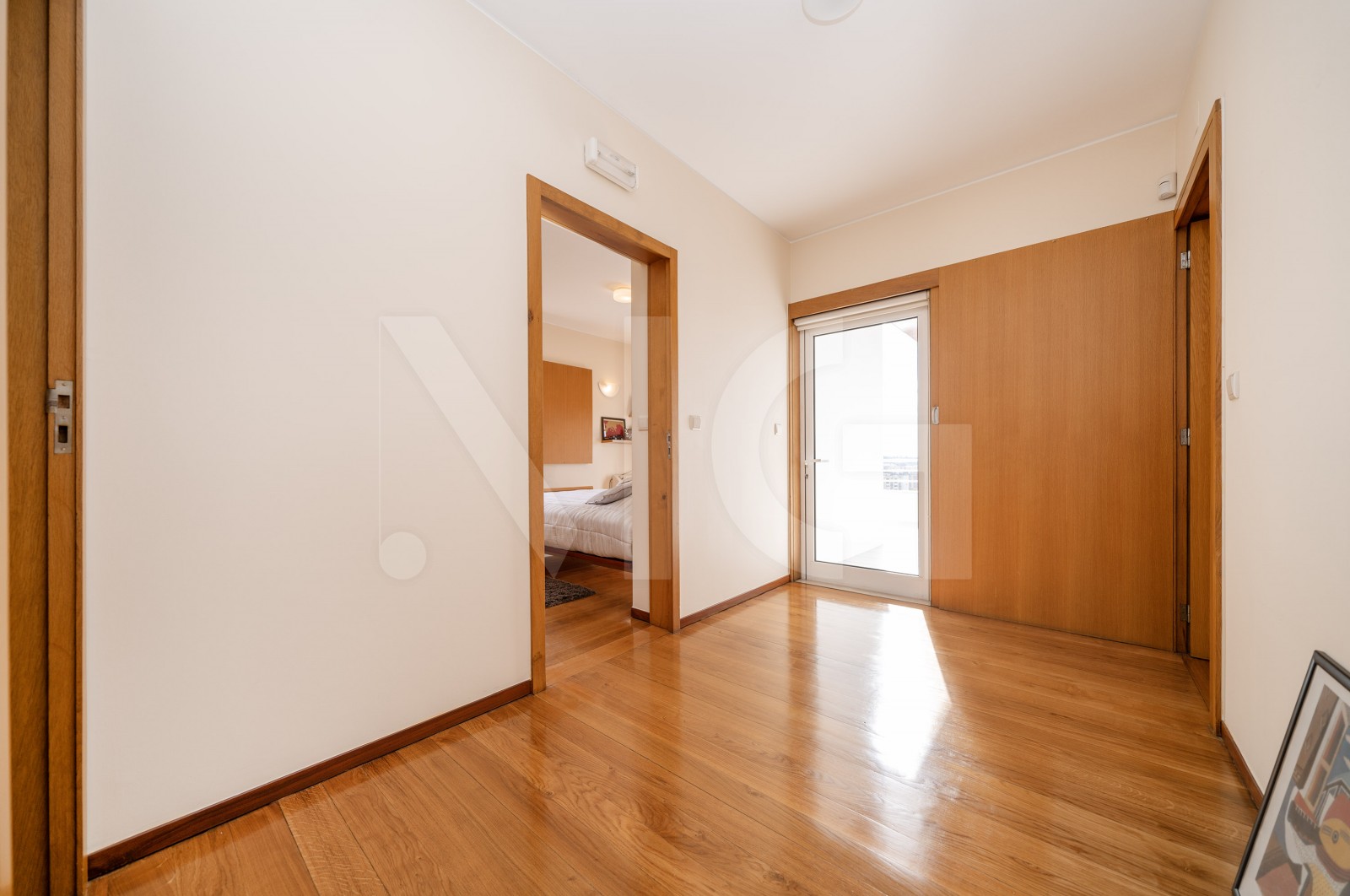 House T6 for For sale in Nogueiró e Tenões, Braga, Braga - Corredor (Imagem 10)