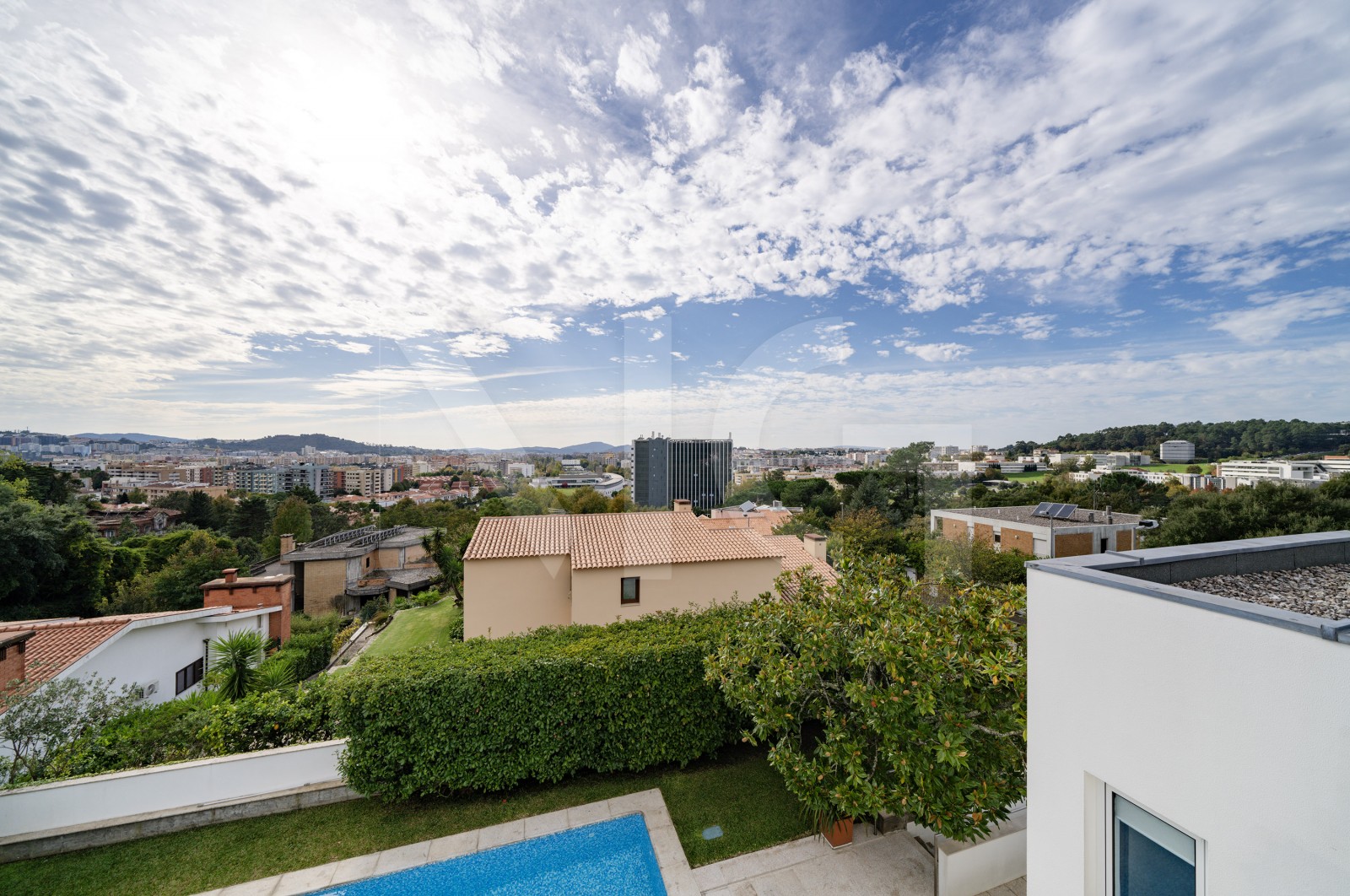 House T6 for For sale in Nogueiró e Tenões, Braga, Braga - Vistas (Imagem 1)