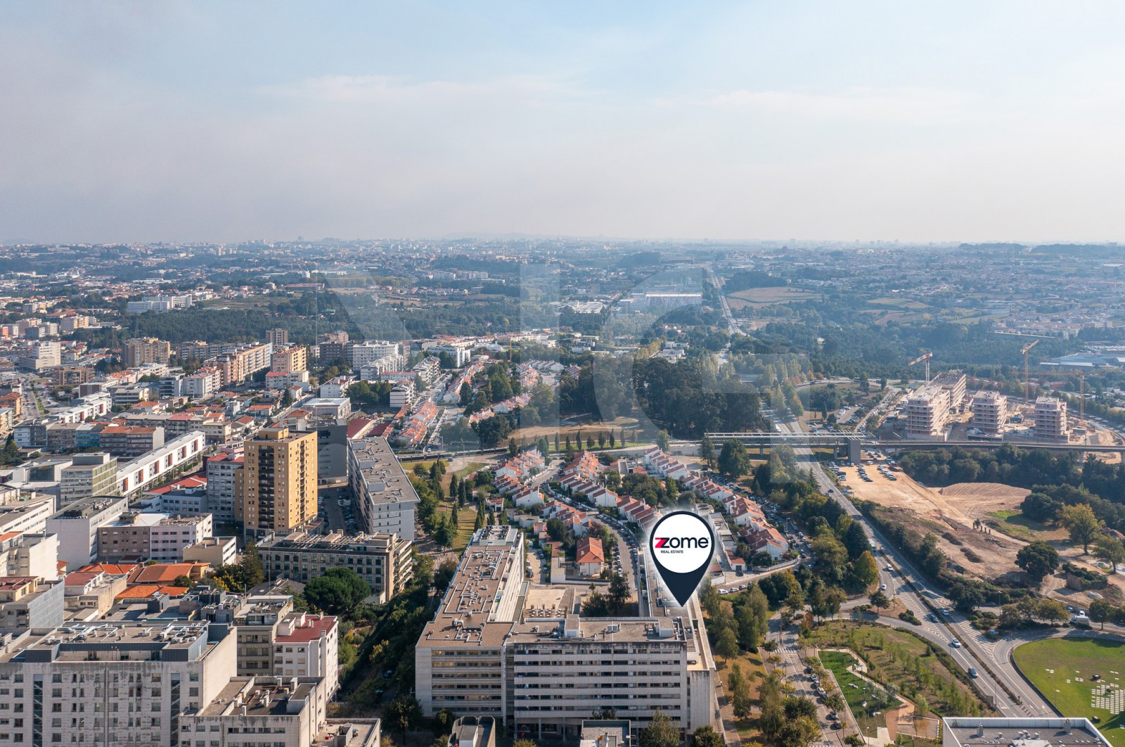 Apartment T4 for For sale in Cidade da Maia, Maia, Porto - Área envolvente (Imagem 14)