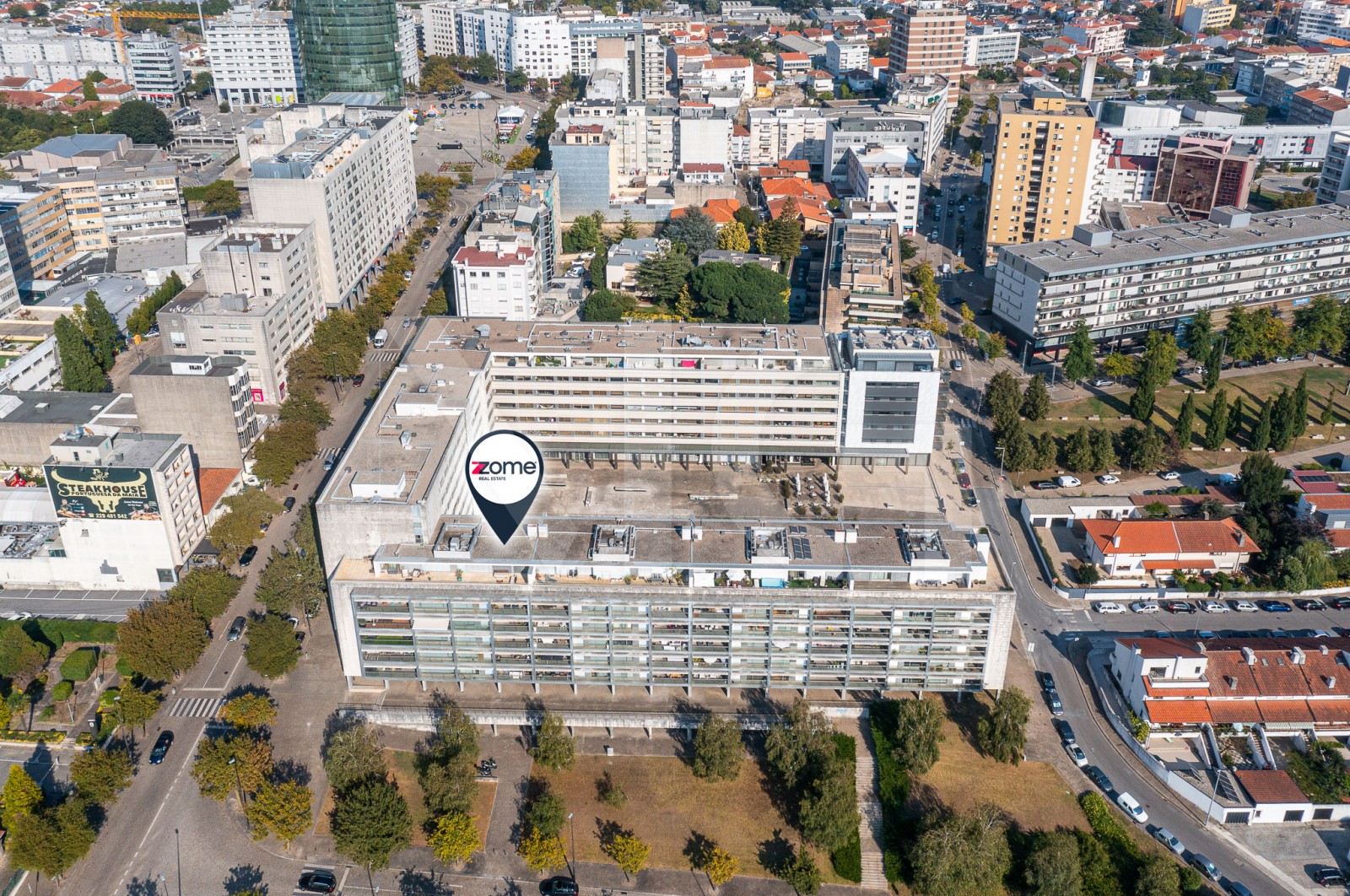 Apartment T4 for For sale in Cidade da Maia, Maia, Porto - Área envolvente (Imagem 5)