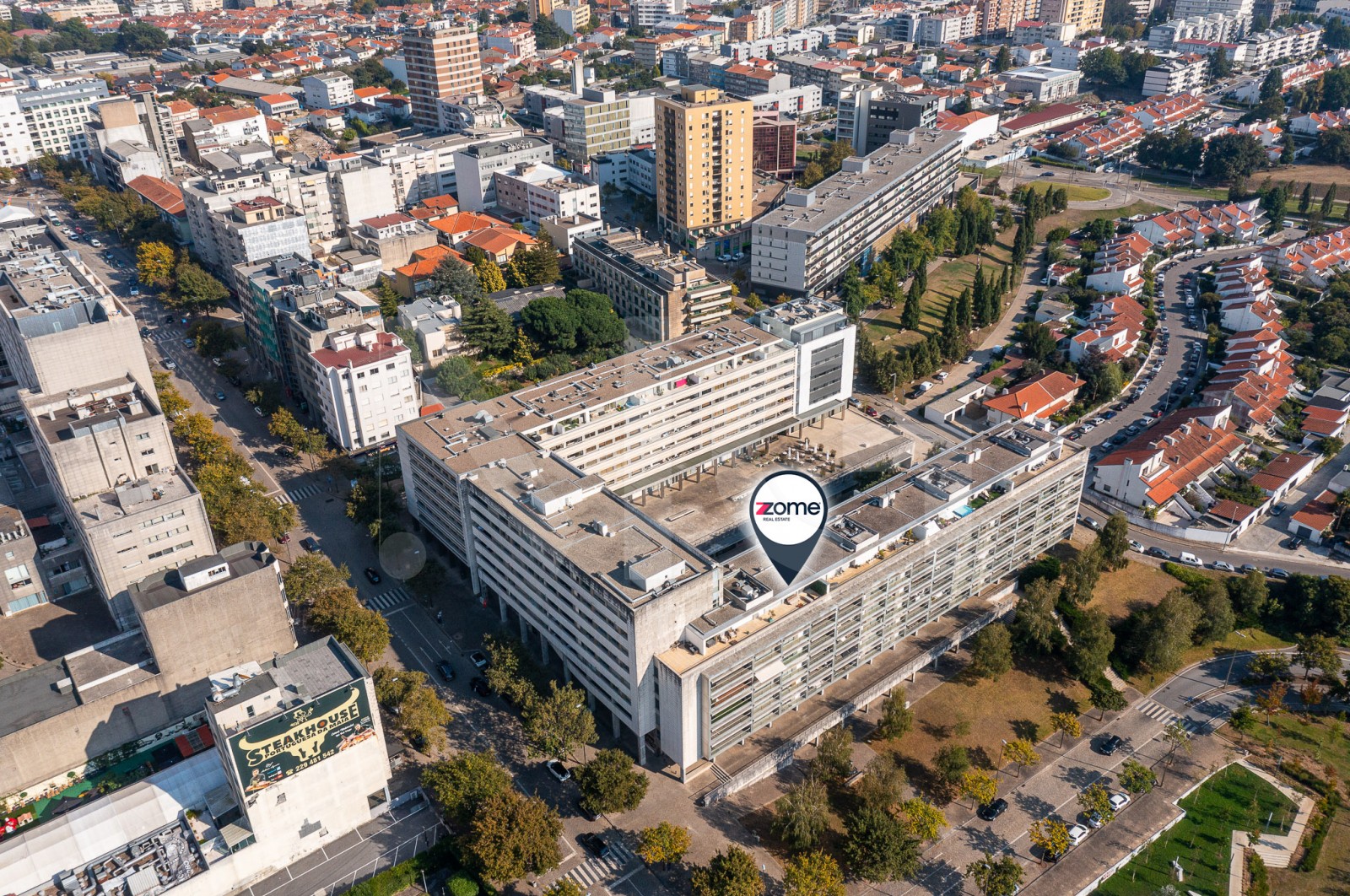 Apartment T4 for For sale in Cidade da Maia, Maia, Porto - Área envolvente (Imagem 4)