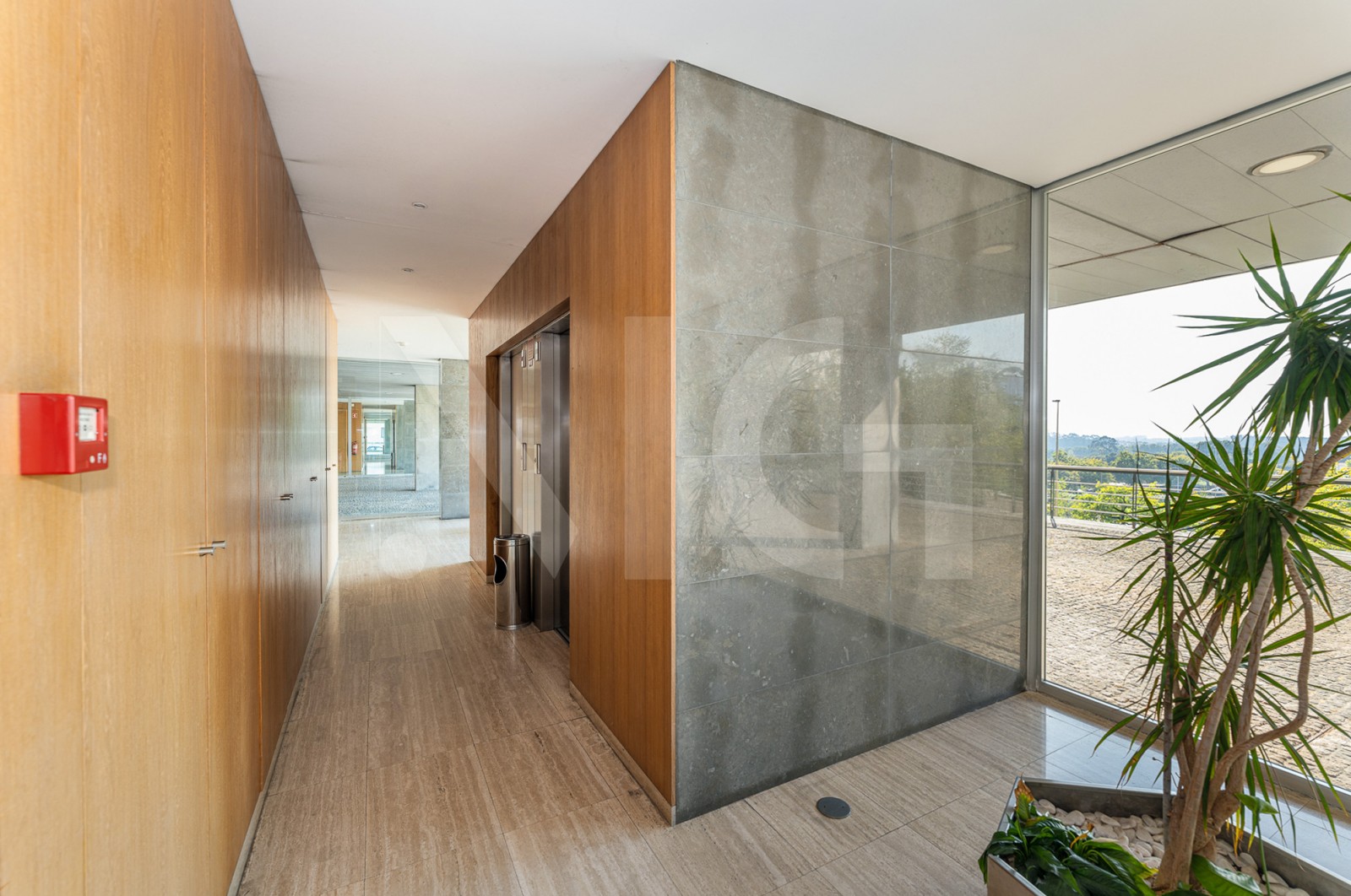 Apartment T4 for For sale in Cidade da Maia, Maia, Porto - Áreas comuns (Imagem 4)