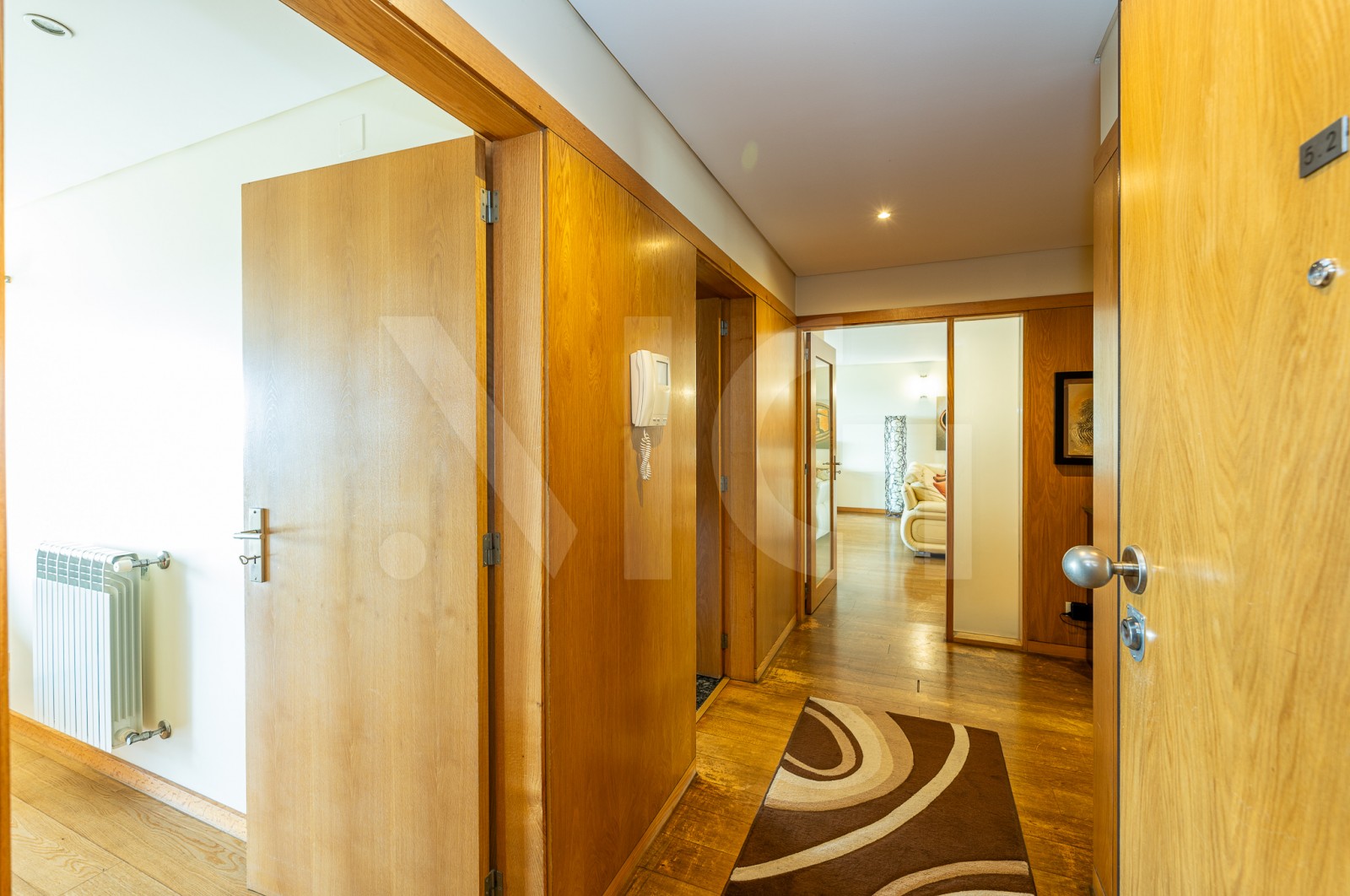 Apartment T4 for For sale in Cidade da Maia, Maia, Porto - Hall de entrada (Imagem 3)