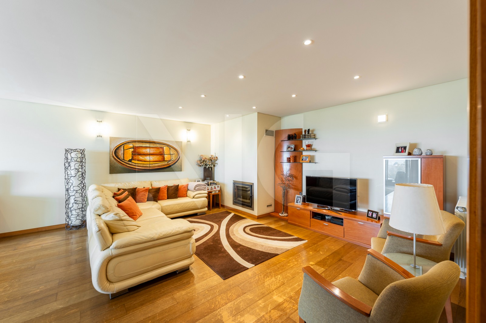 Apartment T4 for For sale in Cidade da Maia, Maia, Porto - Sala (Imagem 1)