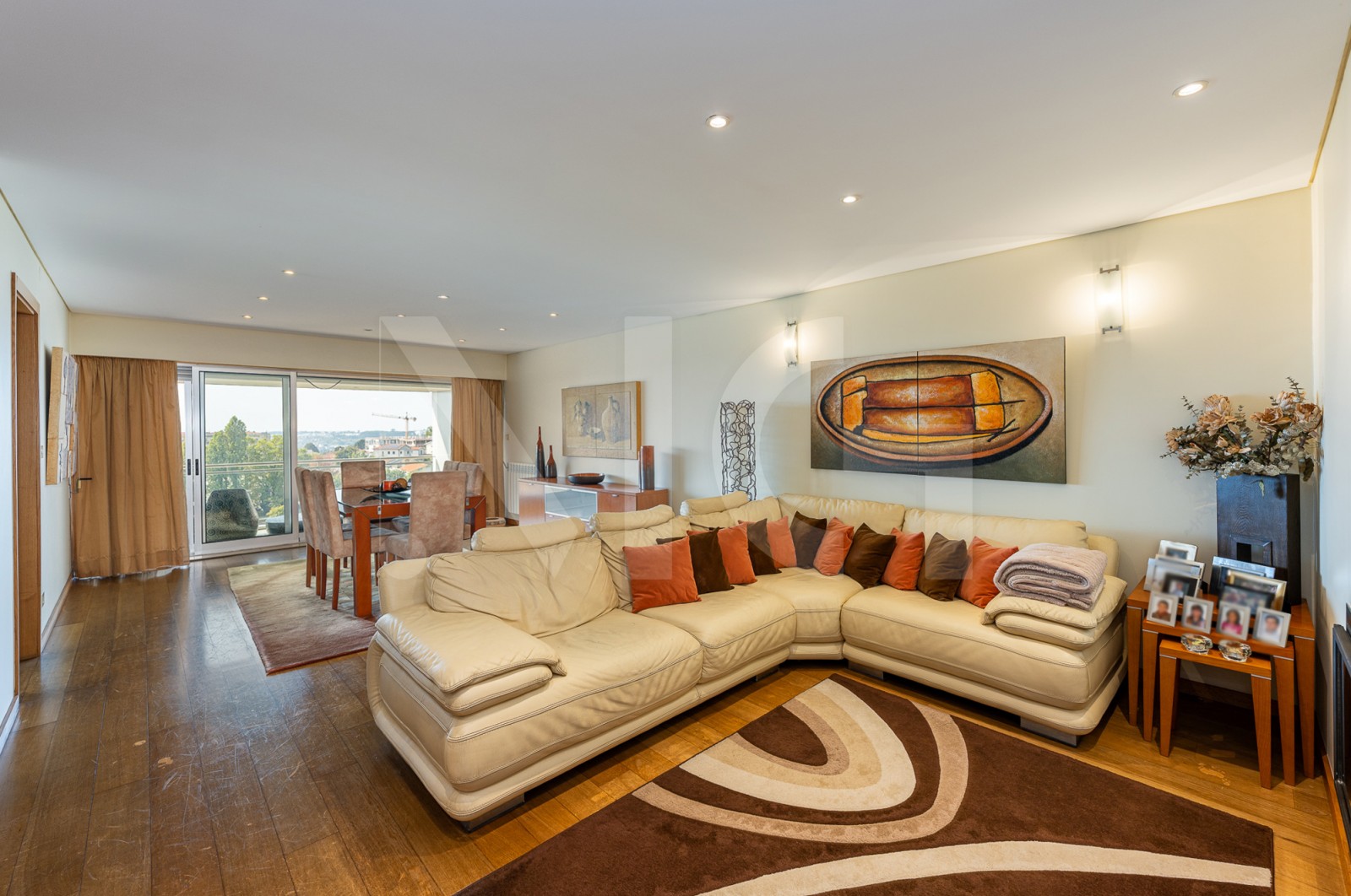 Apartment T4 for For sale in Cidade da Maia, Maia, Porto - Sala (Imagem 3)