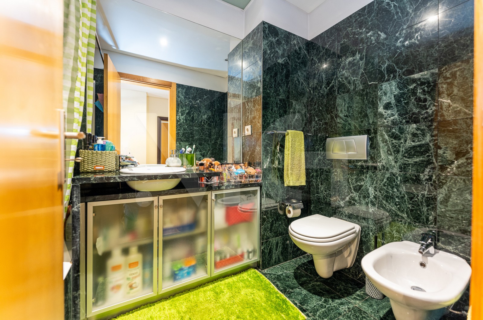 Apartment T4 for For sale in Cidade da Maia, Maia, Porto - Casa de banho (Imagem 2)