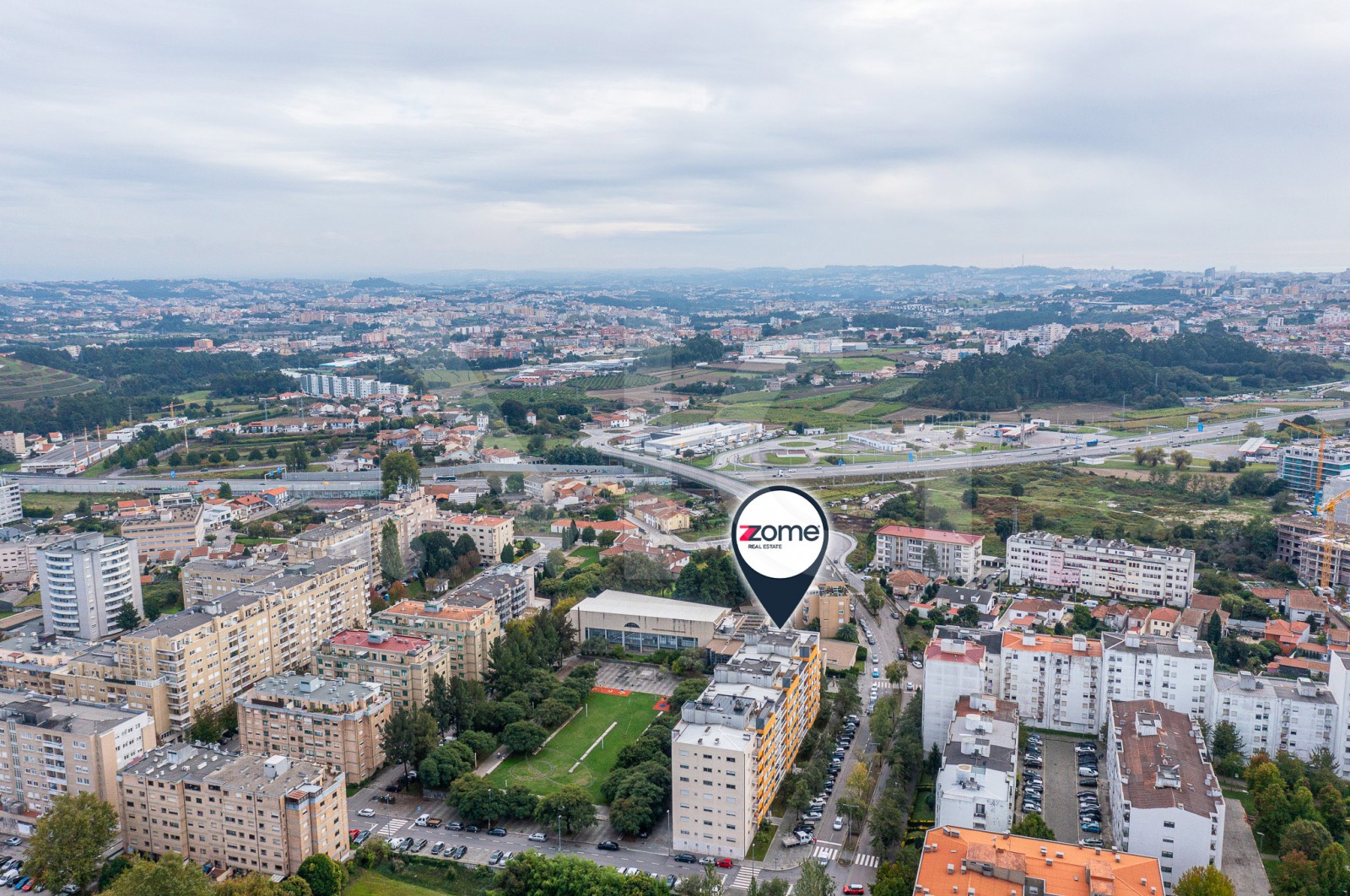 Apartment T2+1 for For sale in Águas Santas, Maia, Porto - Área envolvente (Imagem 4)