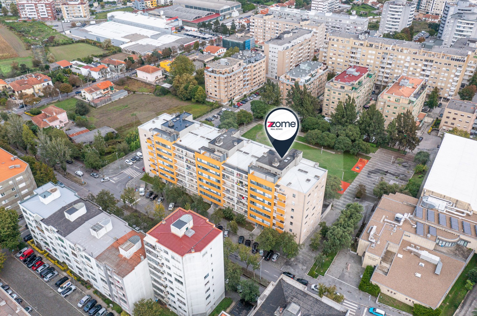 Apartment T2+1 for For sale in Águas Santas, Maia, Porto - Área envolvente (Imagem 11)