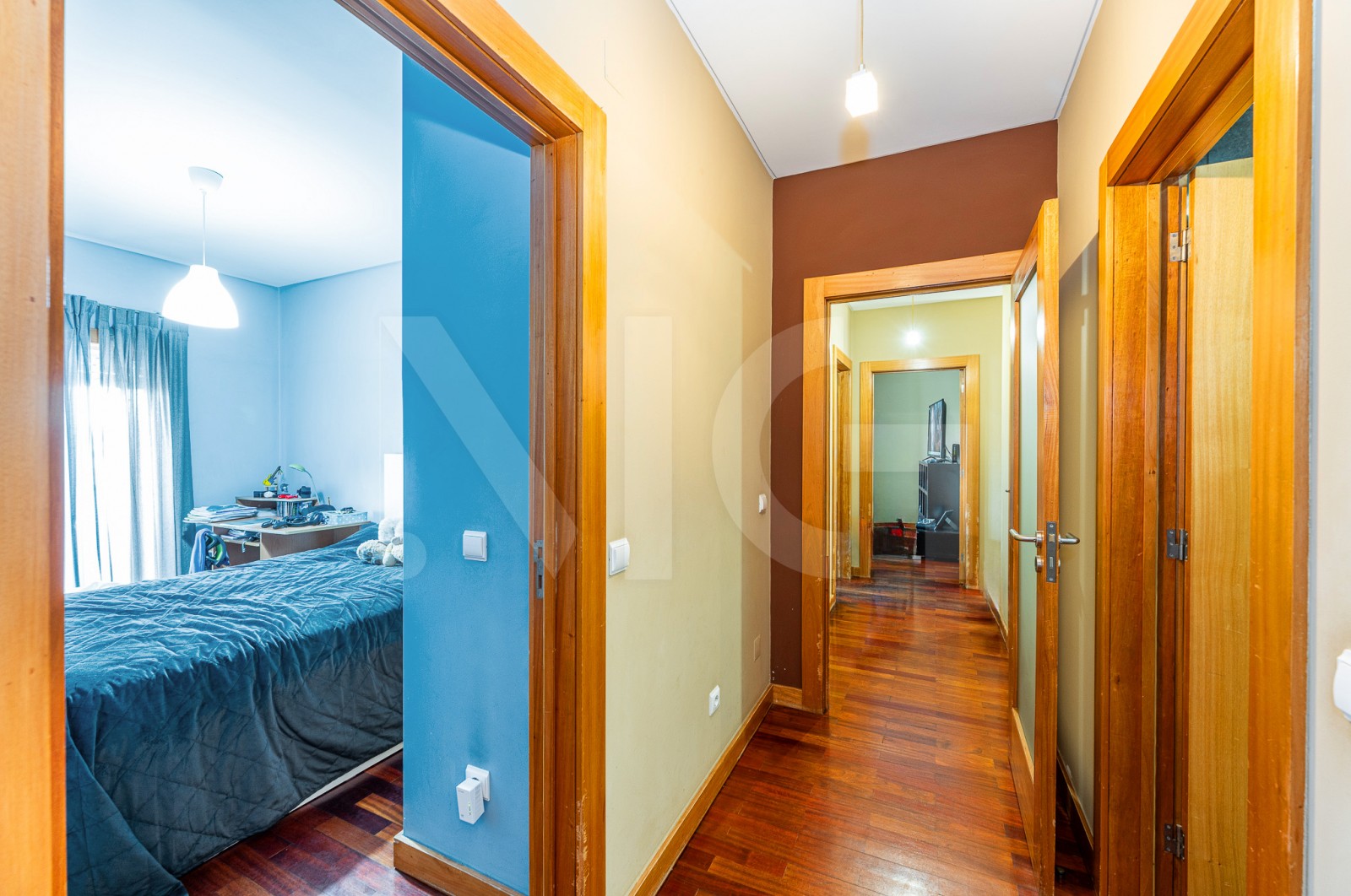 Apartment T2+1 for For sale in Águas Santas, Maia, Porto - Corredor (Imagem 3)