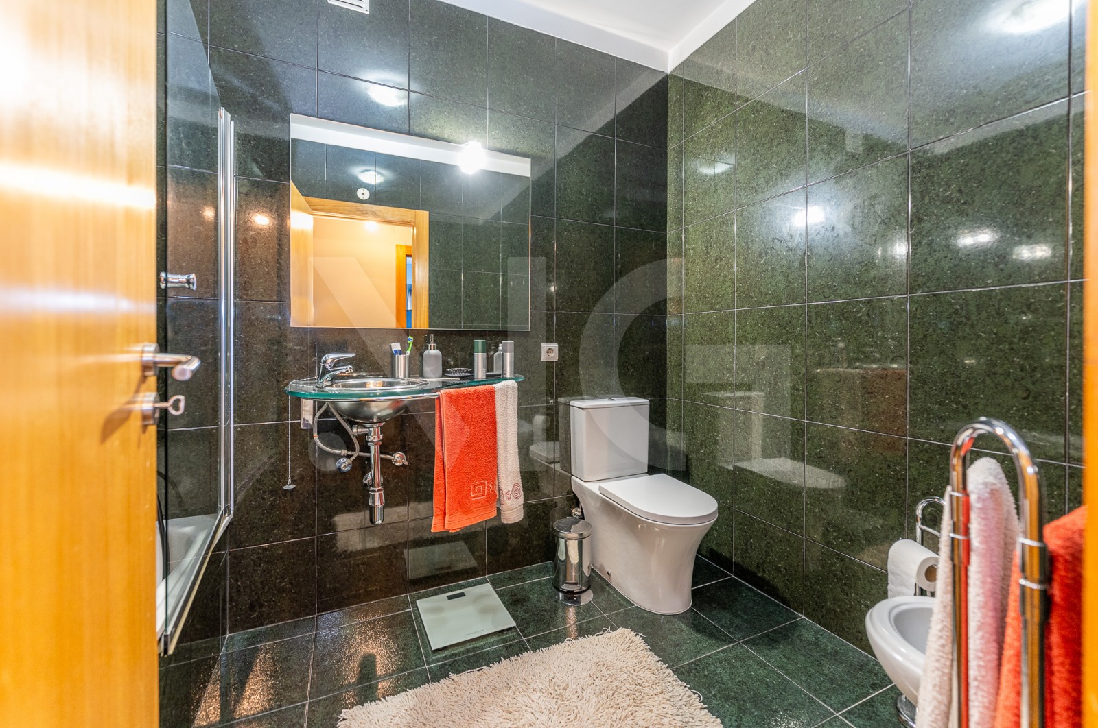 Apartment T2+1 for For sale in Águas Santas, Maia, Porto - Casa de banho (Imagem 1)