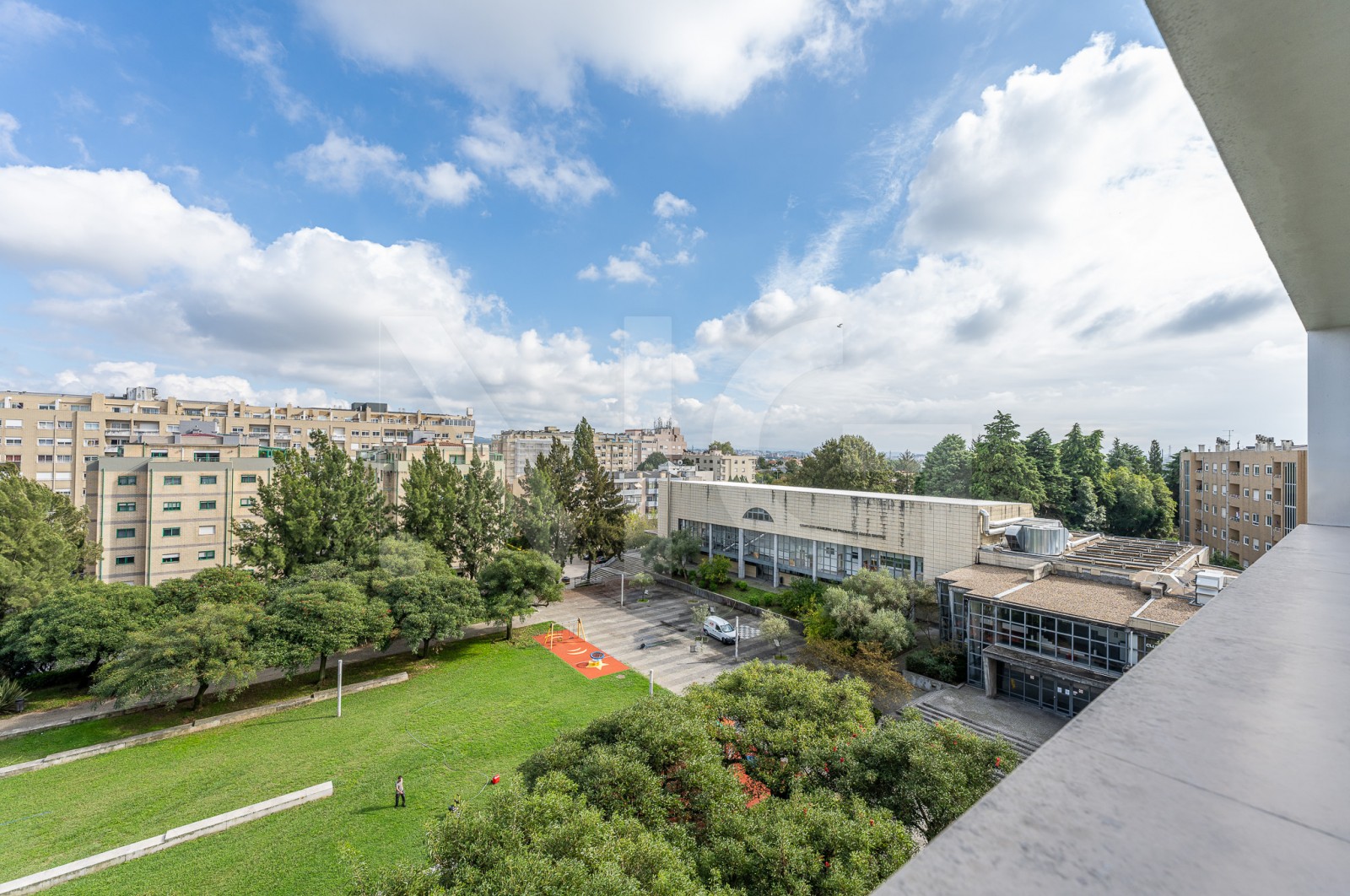 Apartment T2+1 for For sale in Águas Santas, Maia, Porto - Vistas (Imagem 3)