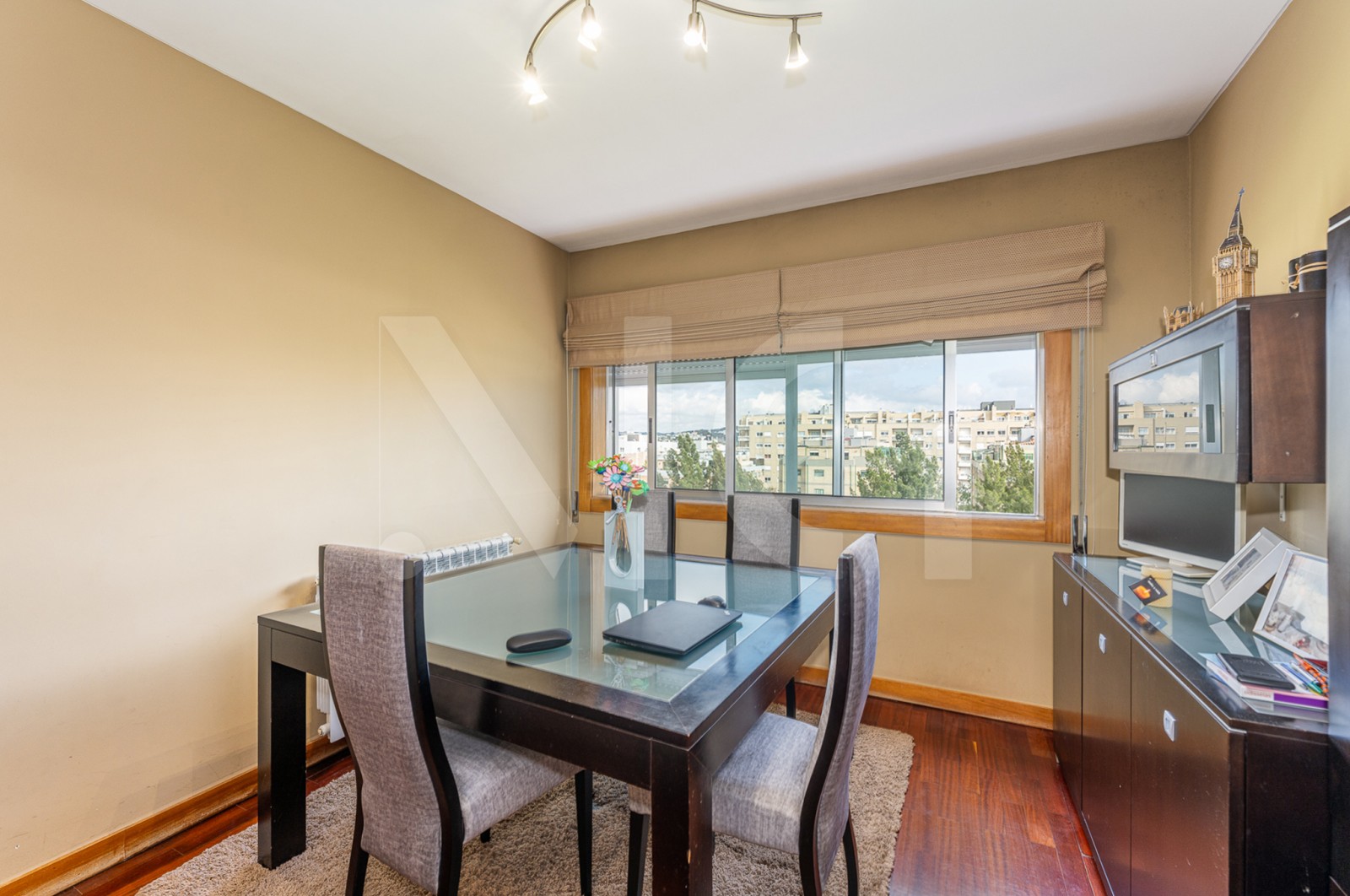 Apartment T2+1 for For sale in Águas Santas, Maia, Porto - Sala (Imagem 3)