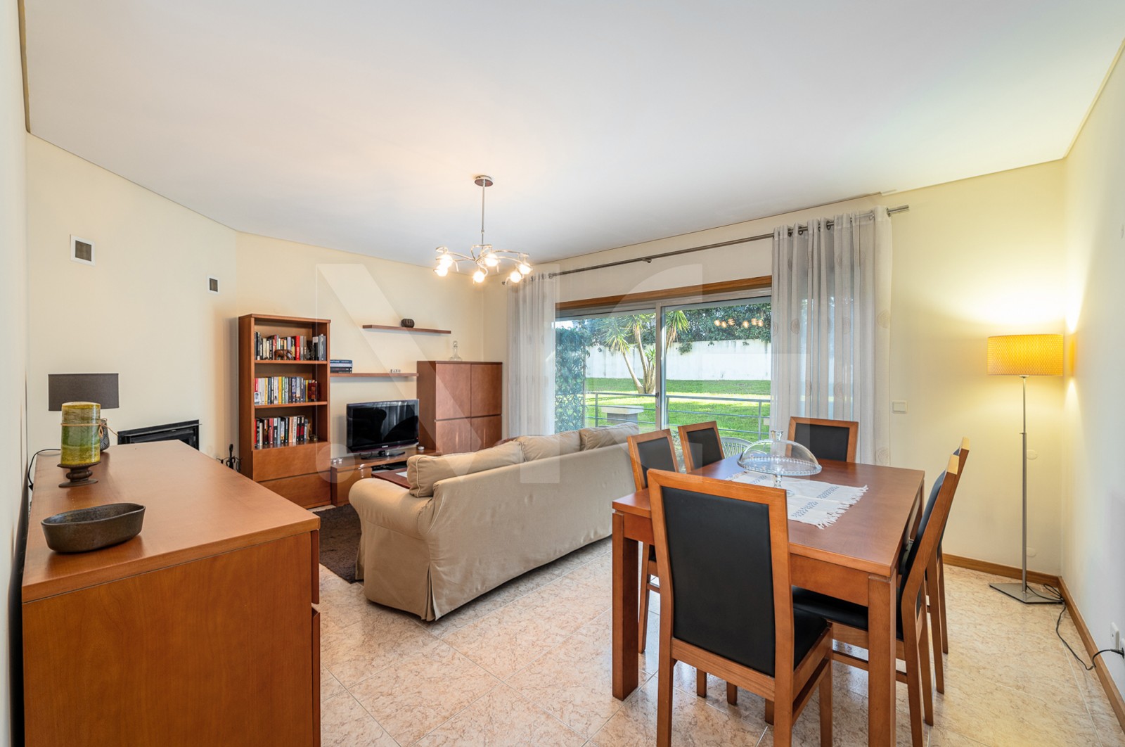 Apartamento T2 para Venda em Árvore, Vila do Conde, Porto - Sala (Imagem 2)