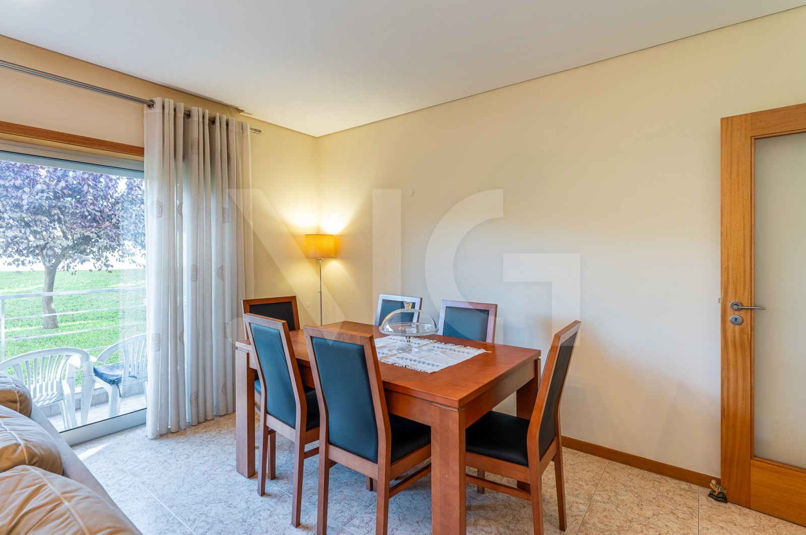 Apartamento T2 para Venda em Árvore, Vila do Conde, Porto - Sala (Imagem 3)