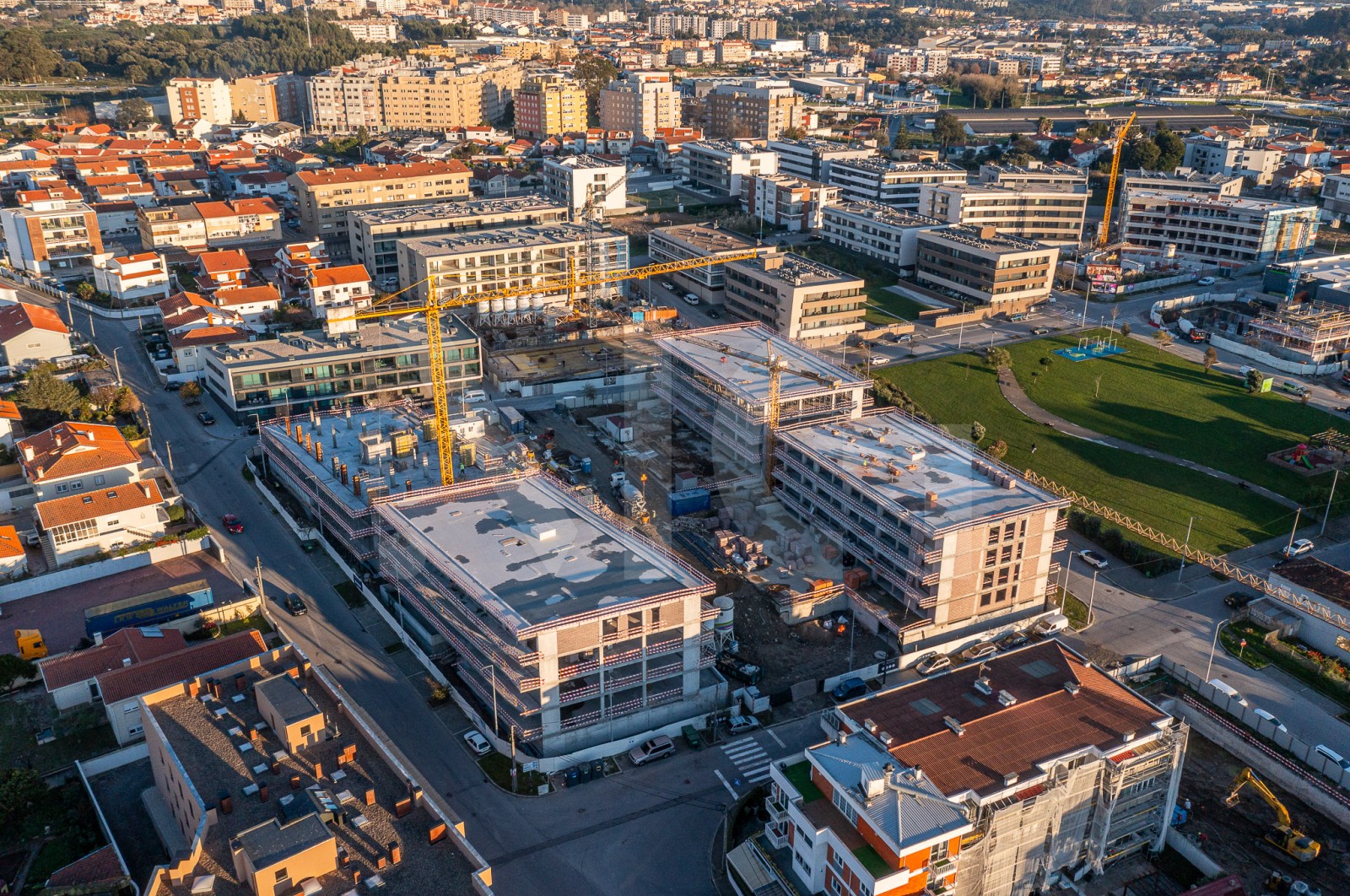 Apartamento T2 para Venda em Madalena, Vila Nova de Gaia, Porto - Área envolvente (Imagem 12)